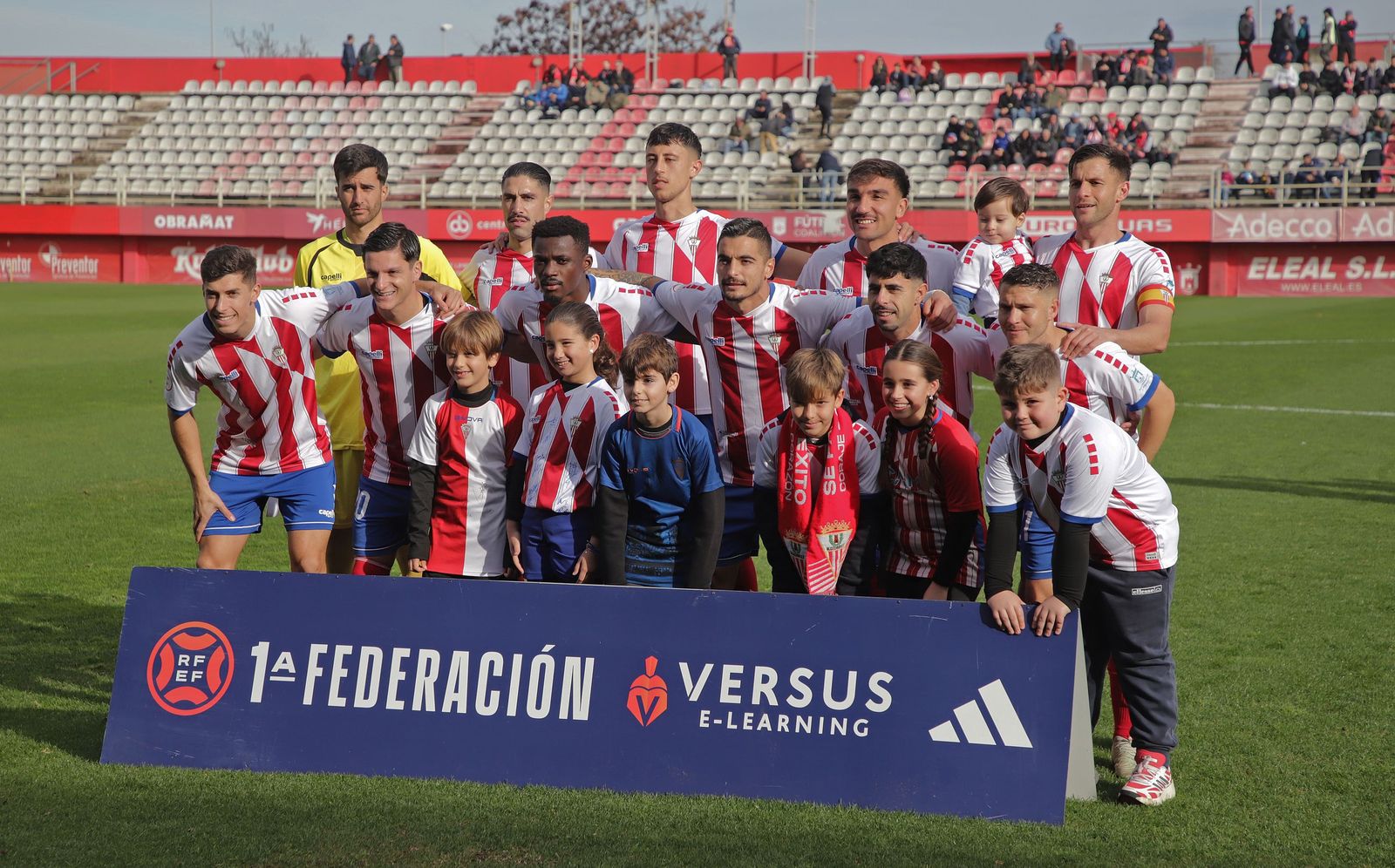 Las mejores fotos del Algeciras - Betis Deportivo de Primera Federación