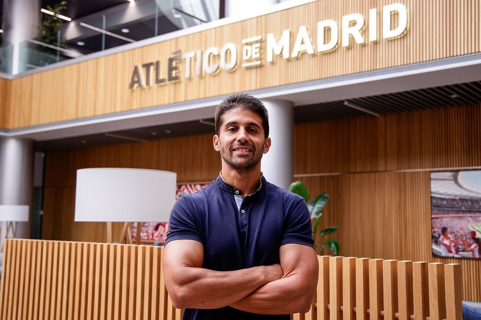 Luis Bueno, en su presentación como entrenador de la cantera del Atlético de Madrid