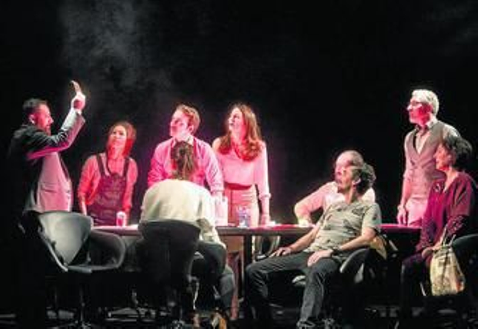 Una escena de 'El jurado', la obra de Luis Felipe Blasco Vilches dirigida por Andrés Lima.