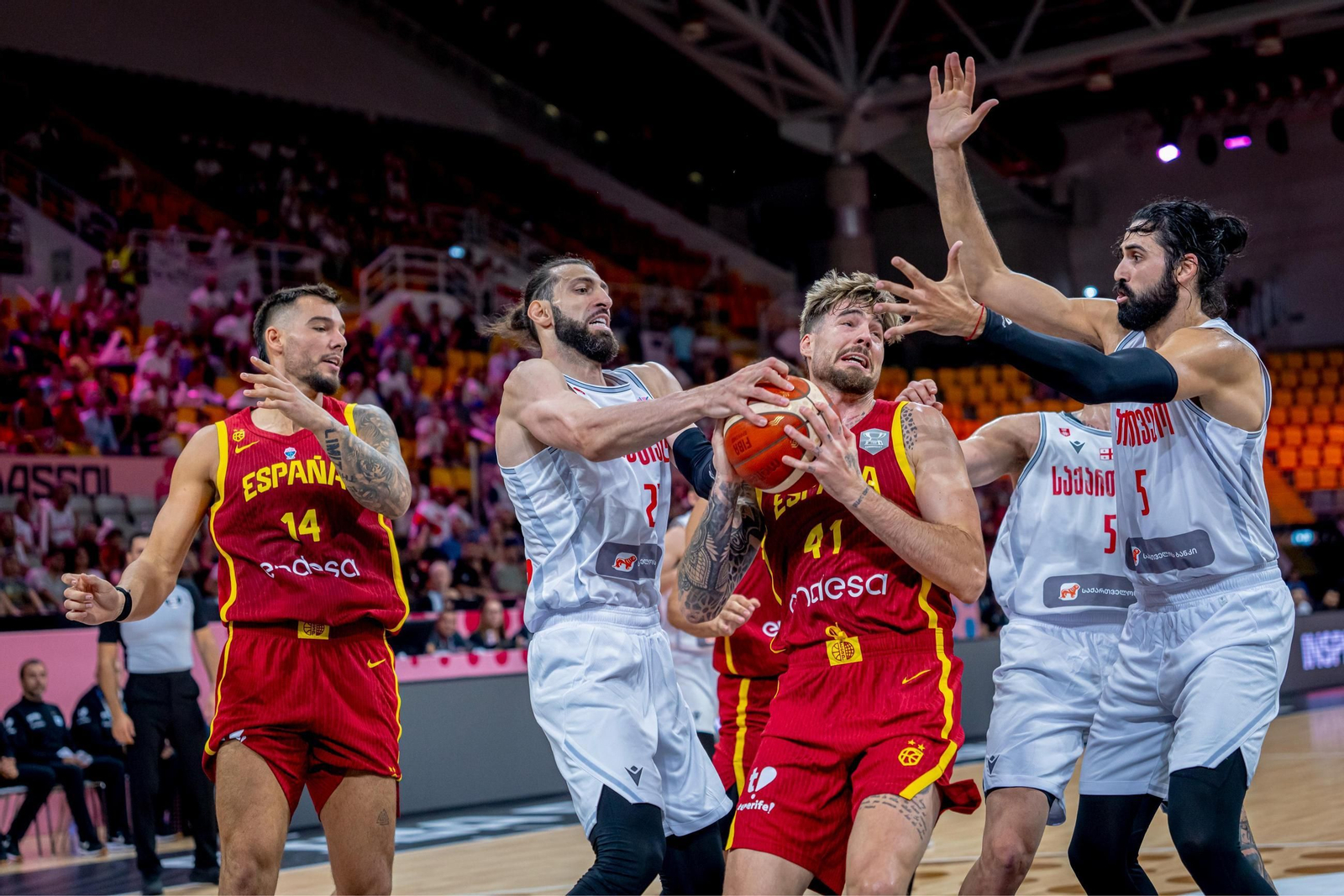 Las fotos del Georgia - España de baloncesto
