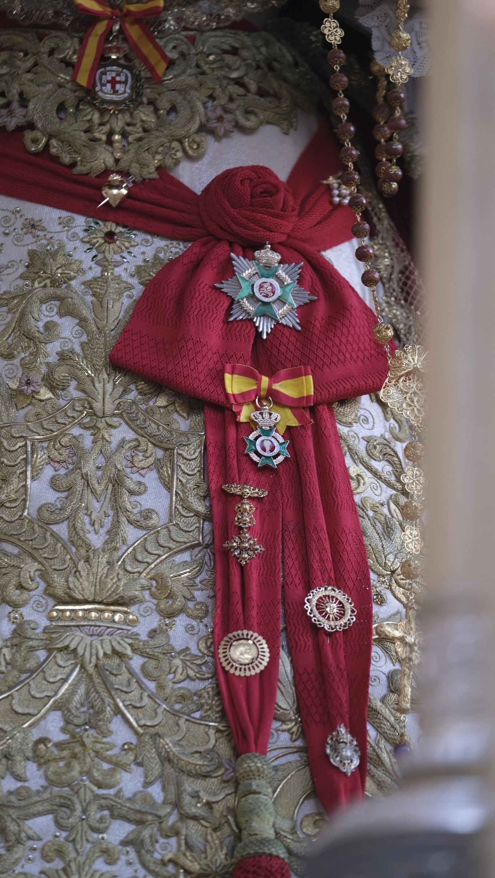 La procesión de Pasión en Almería, en imágenes