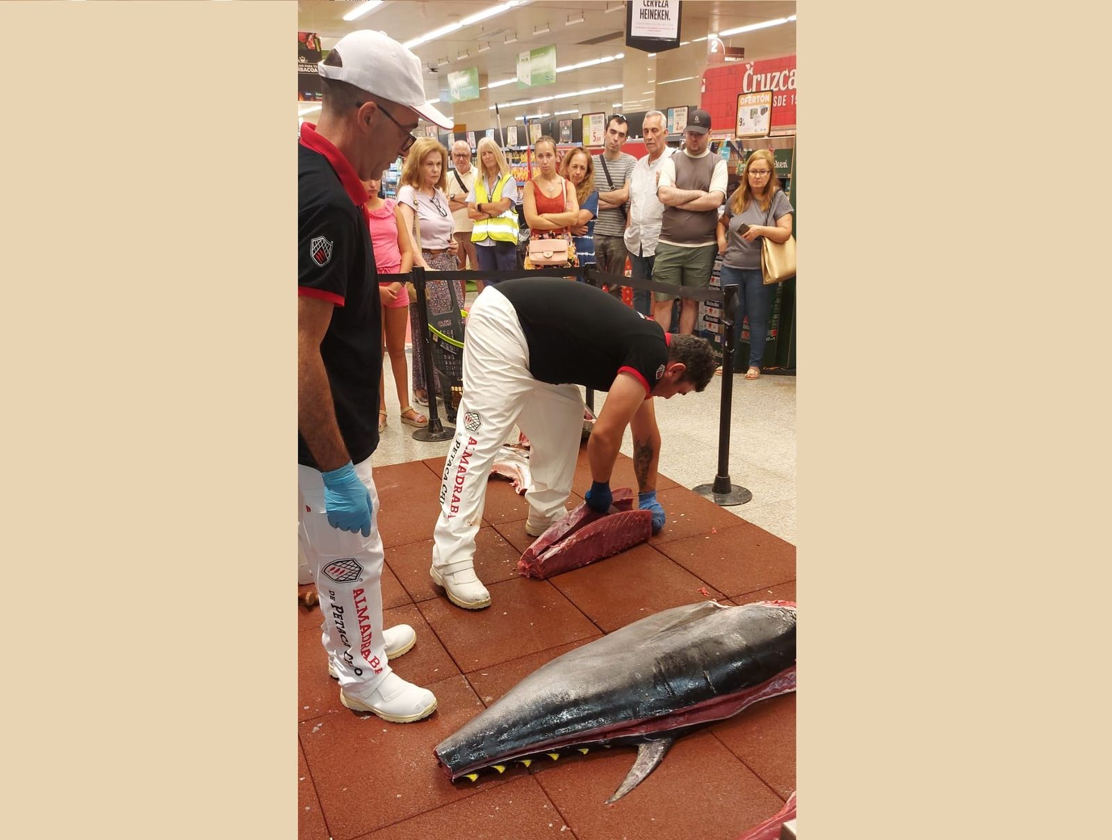 El ronqueo del atún, este viernes en Hipercor Algeciras.