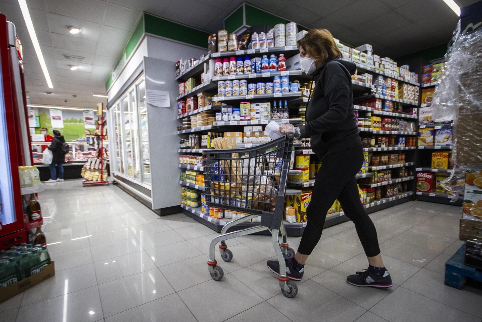 ¿Cuáles son los horarios de los supermercados en Huelva esta Semana Santa?