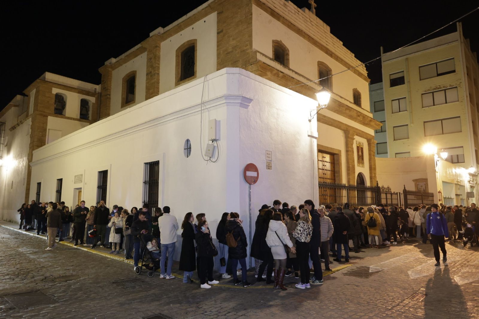 Las imágenes de la Pestiñada populatr del Carnaval de Cádiz 2026