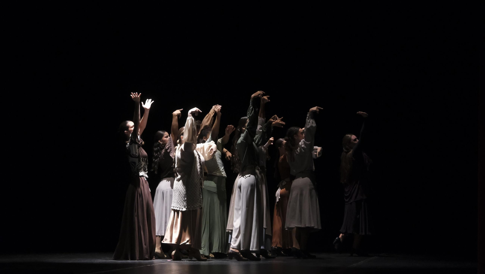 Inauguración del Curso Escolar 2025-2026 en el Conservatorio Profesional de Danza Kina Jiménez, en imágenes