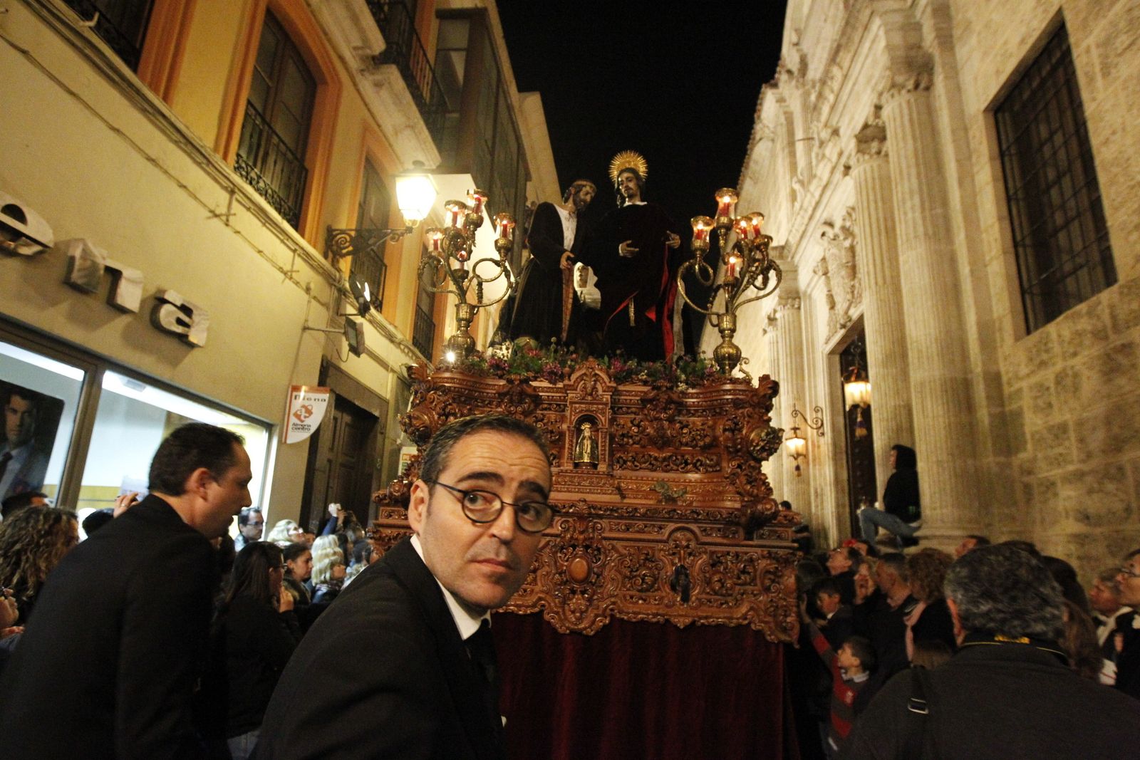 Basilio García, auxiliar de la Hermandad de la Santa Cena.