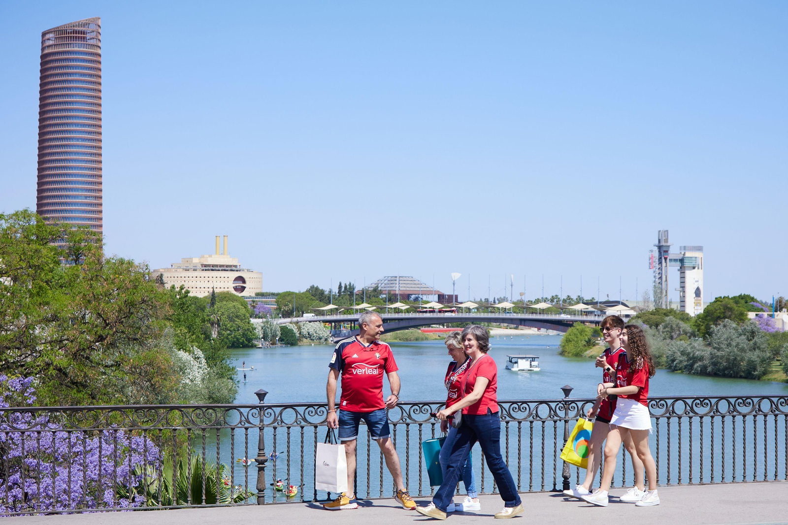 Las fotos de aficionados de Real Madrid y Osasuna el día de la final de Copa en Sevilla