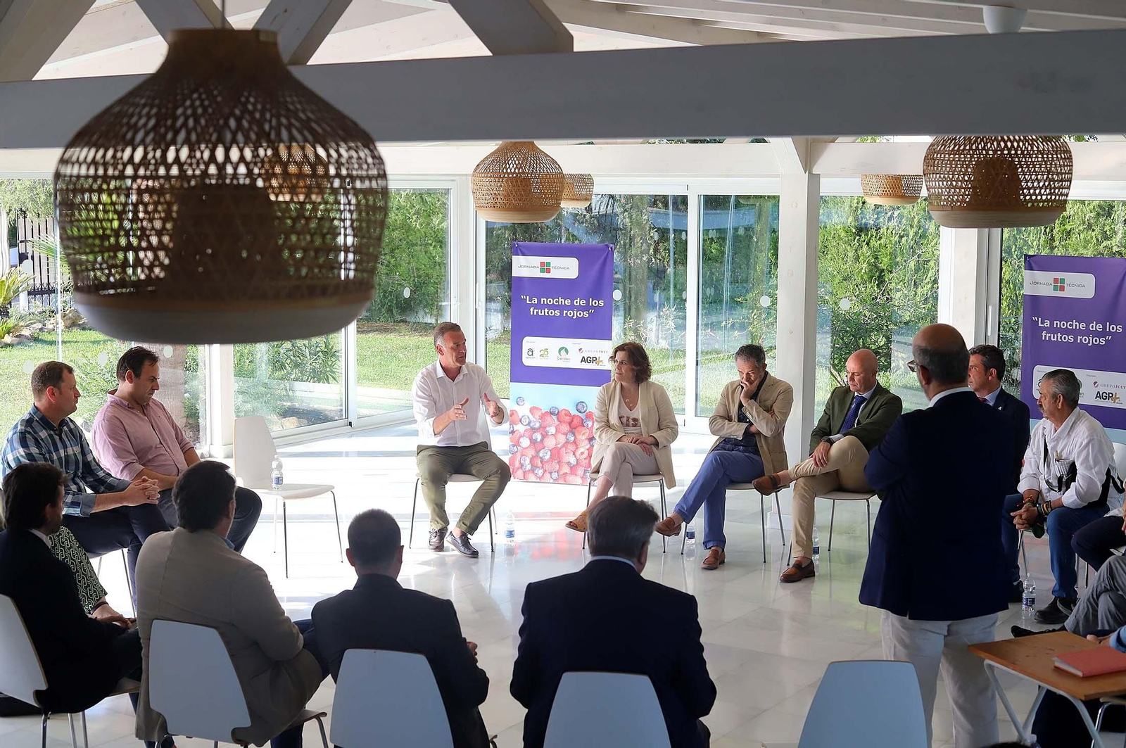 Imágenes de la Jornada "La noche de los frutos rojos"