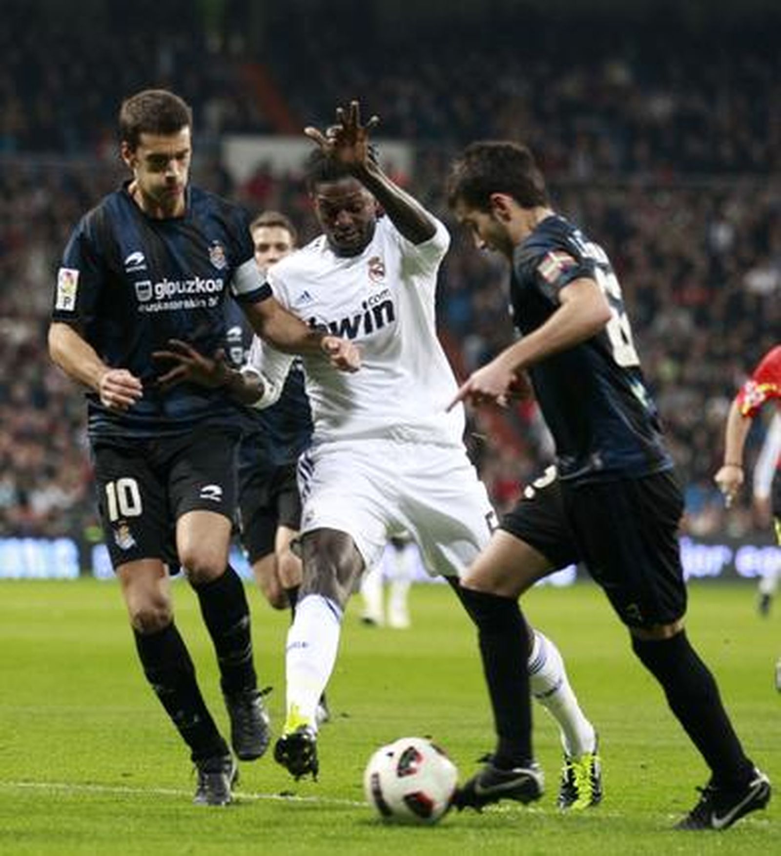 El Real Madrid recupera su mejor versión y vence a la Real Sociedad.

Foto: AFP/ Reuters/ EFE