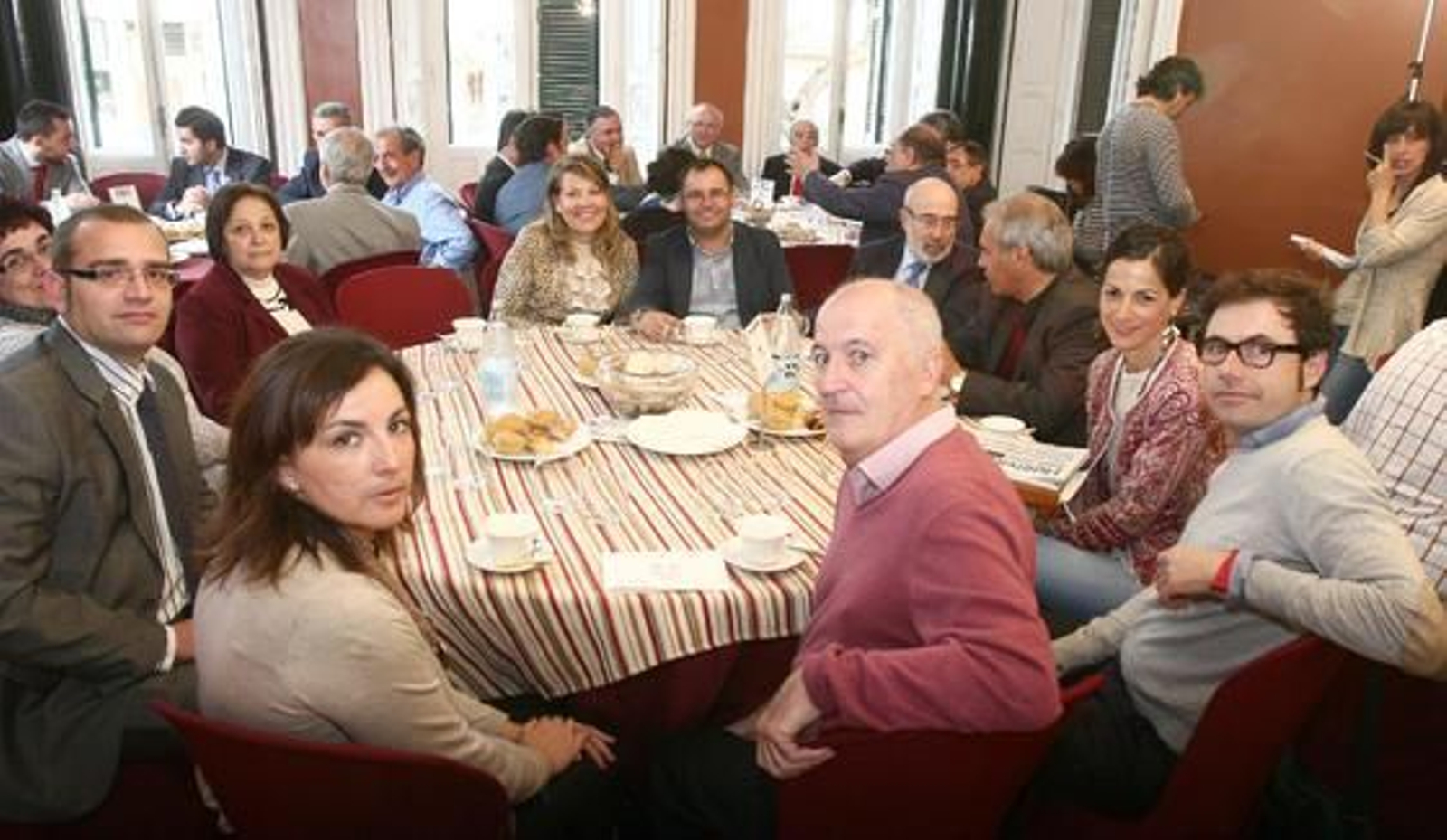 Isabel Castilla, Manuel Fontán, Eugenia León, María del Carmen Fernández, Josefa Mª Cristo, Juan Fernández, Andrés Escalante, Manuel Fernández, Maite Castro, David Toscano, Manuel Rodríguez.

Foto: Josue Correa/Alberto Dominguez