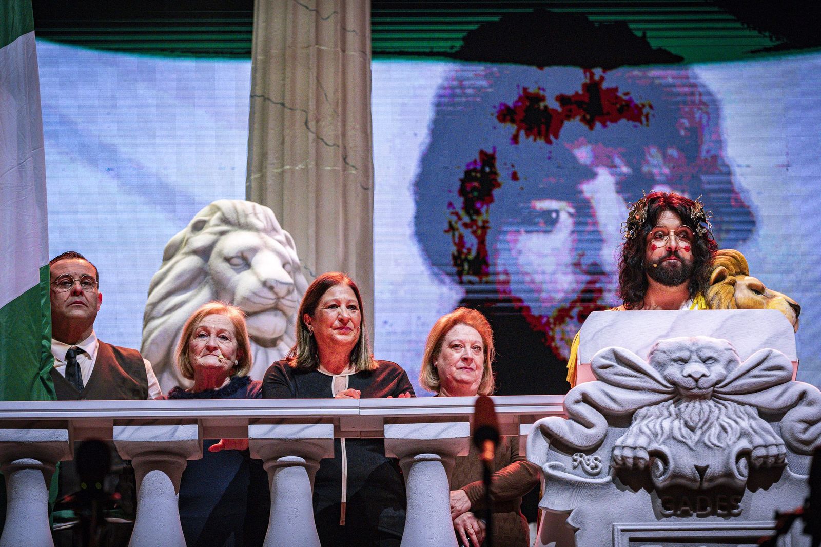 Las imágenes del pregón y la boda de Manu Sánchez en el Carnaval de Cádiz 2026