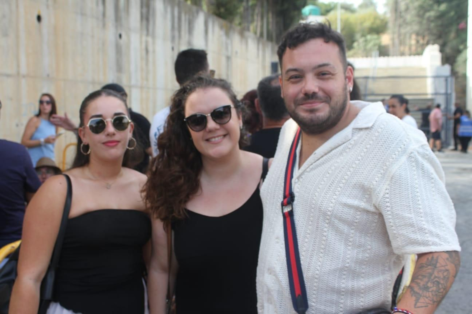 Búscate en el concierto solidario al que acudieron 10.000 personas en Ubrique