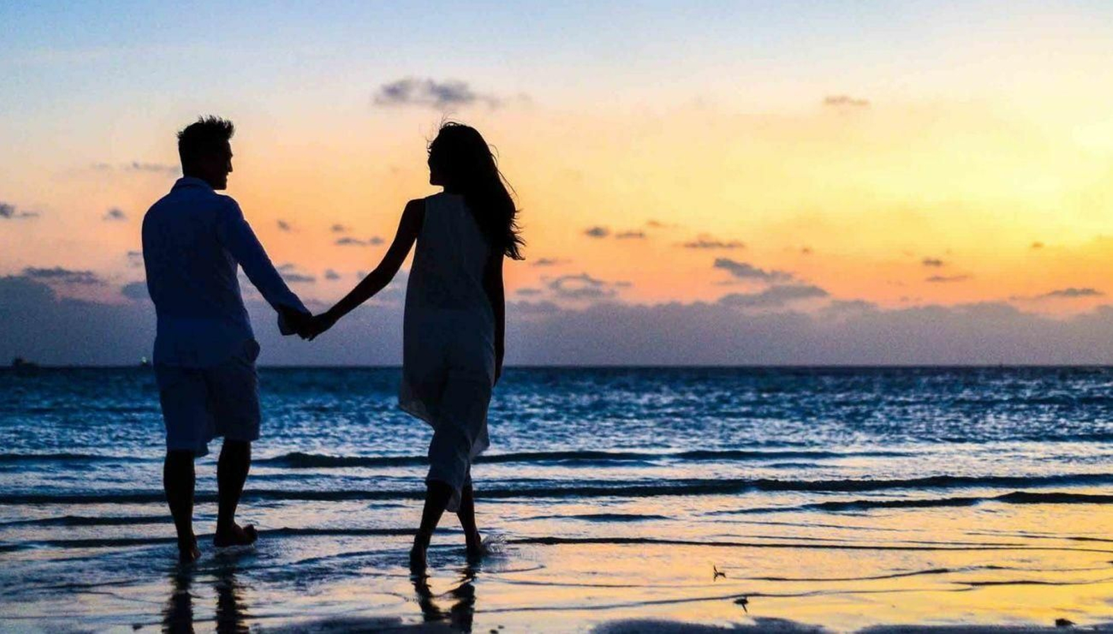 La liberación estival propicia que los amores de verano sean mucho más intensos.