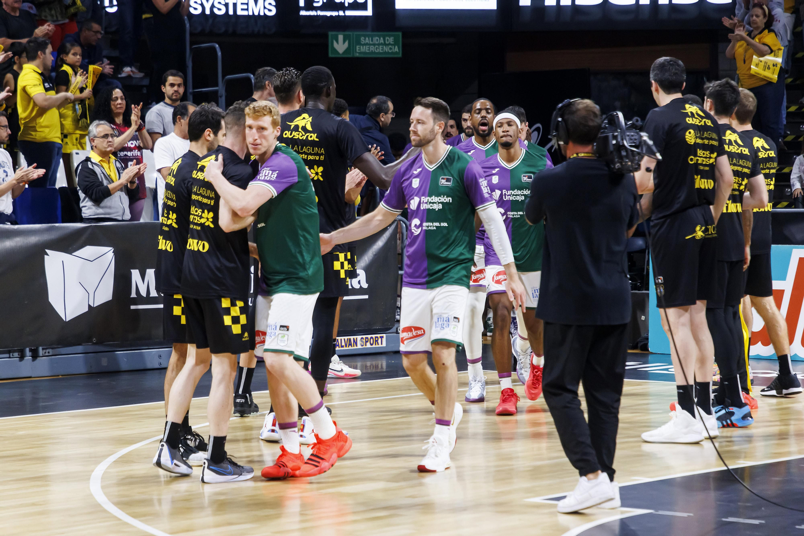 El Lenovo Tenerife - Unicaja, en fotos