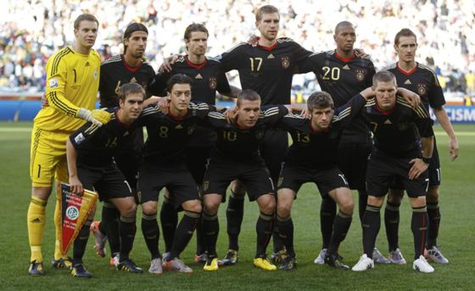 Alemania pone en evidencia a Argetina y obtiene el pase a semifinales. / Reuters