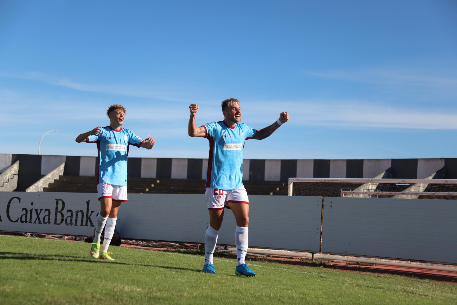 La victoria del Córdoba CF ante la Balompédica Linense, en imágenes