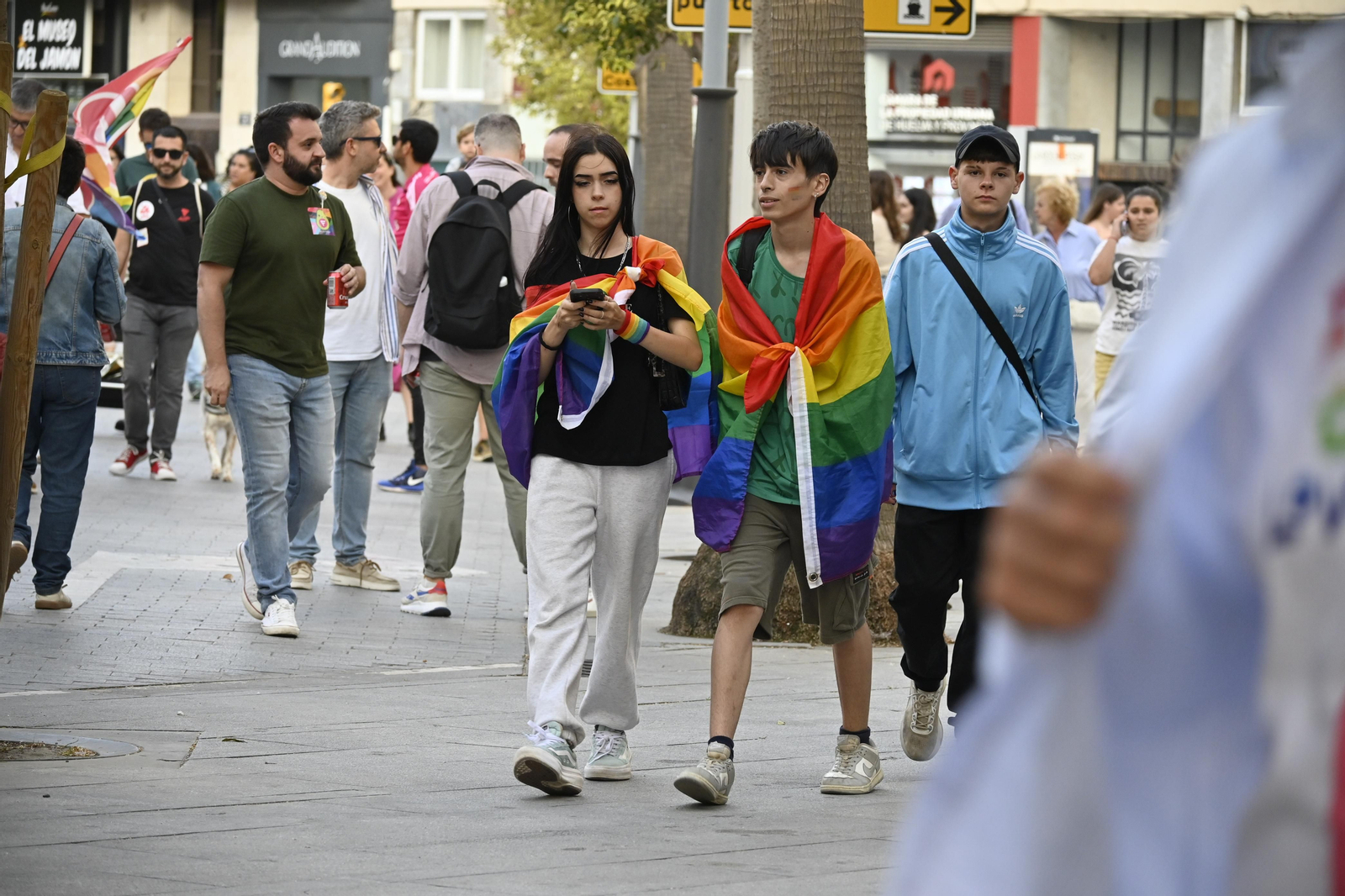 Las mejores imágenes de la manifestacióndel del Orgullo LGTBI en Huelva