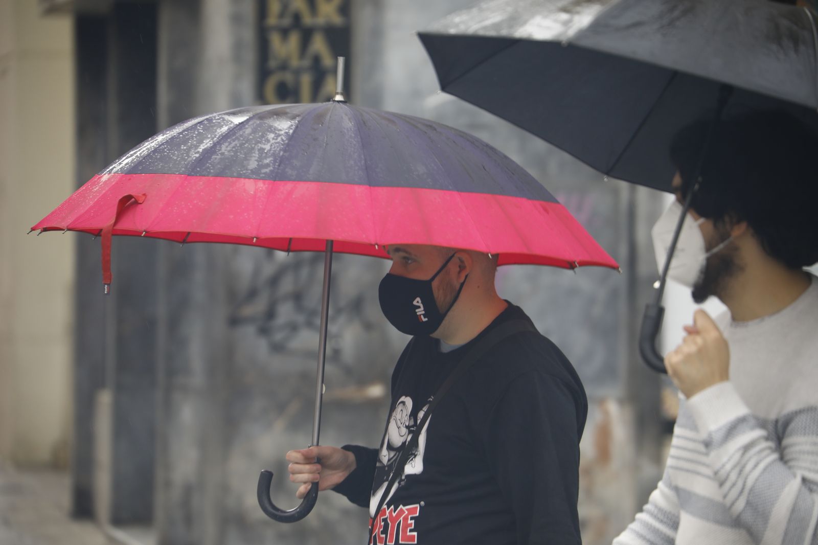 Las fotografías de un domingo lluvioso en Córdoba
