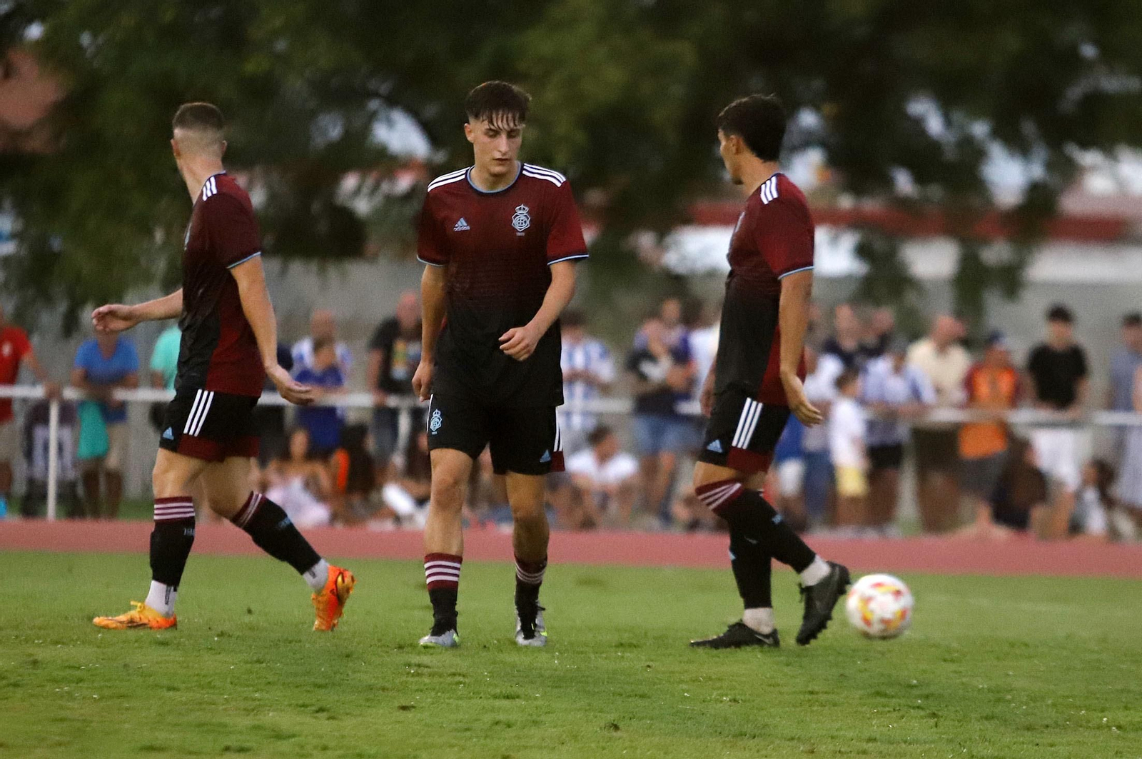 Imágenes del Recreativo de Huelva-Sevilla At en el Memorial Manuel González Rodríguez de Punta Umbría