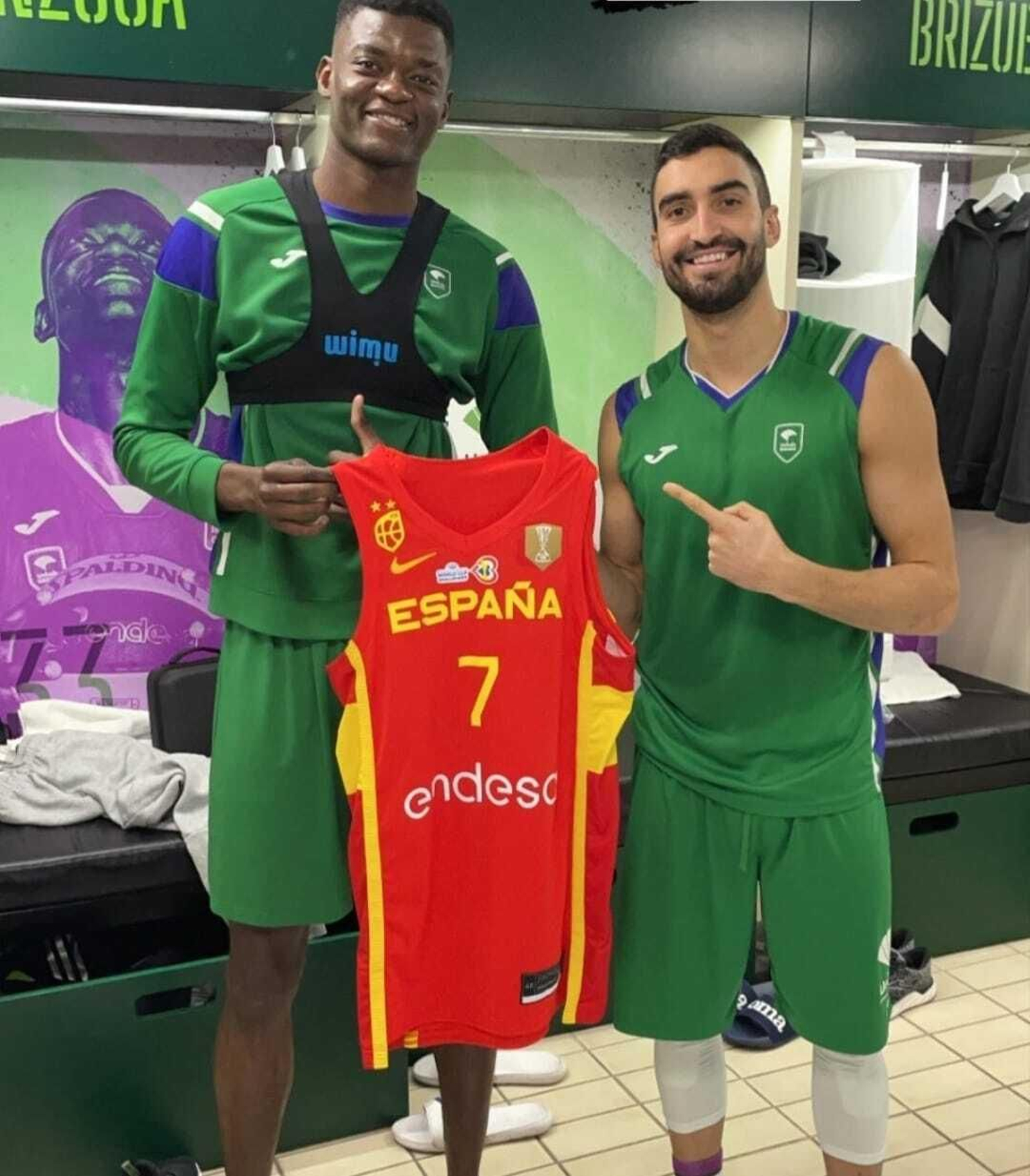 Jaime Fernández y Nzosa, con la camiseta de España.