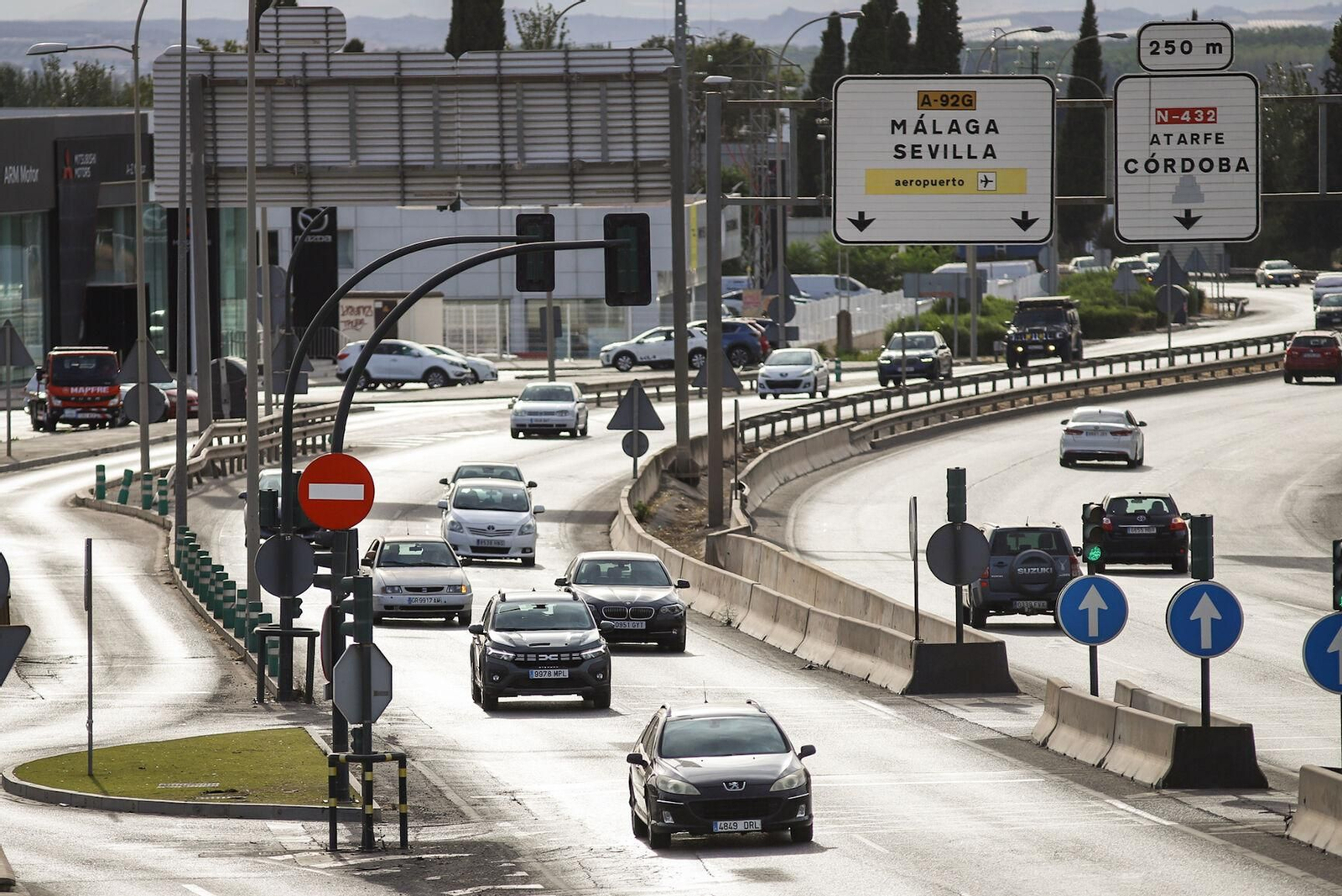 Estado del tráfico en una de las entradas de Granada.