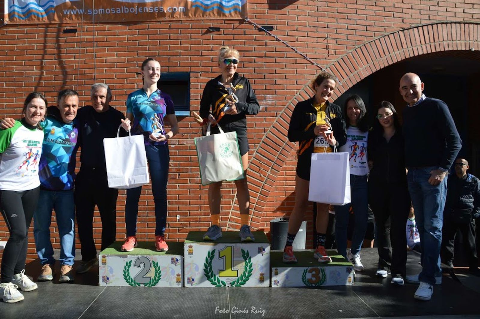 La San Silvestre albojense recoge 700 kilogramos de alimentos destinados a Cáritas