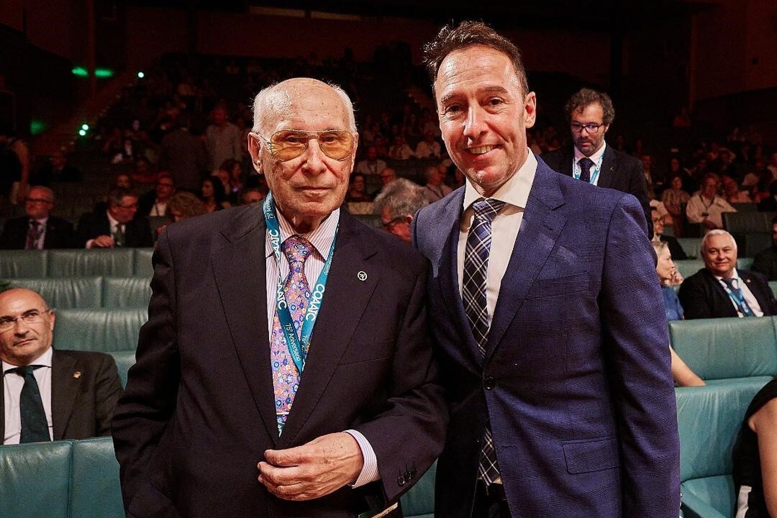 José Arcos presidente del COAAT con José Manuel Cossi.