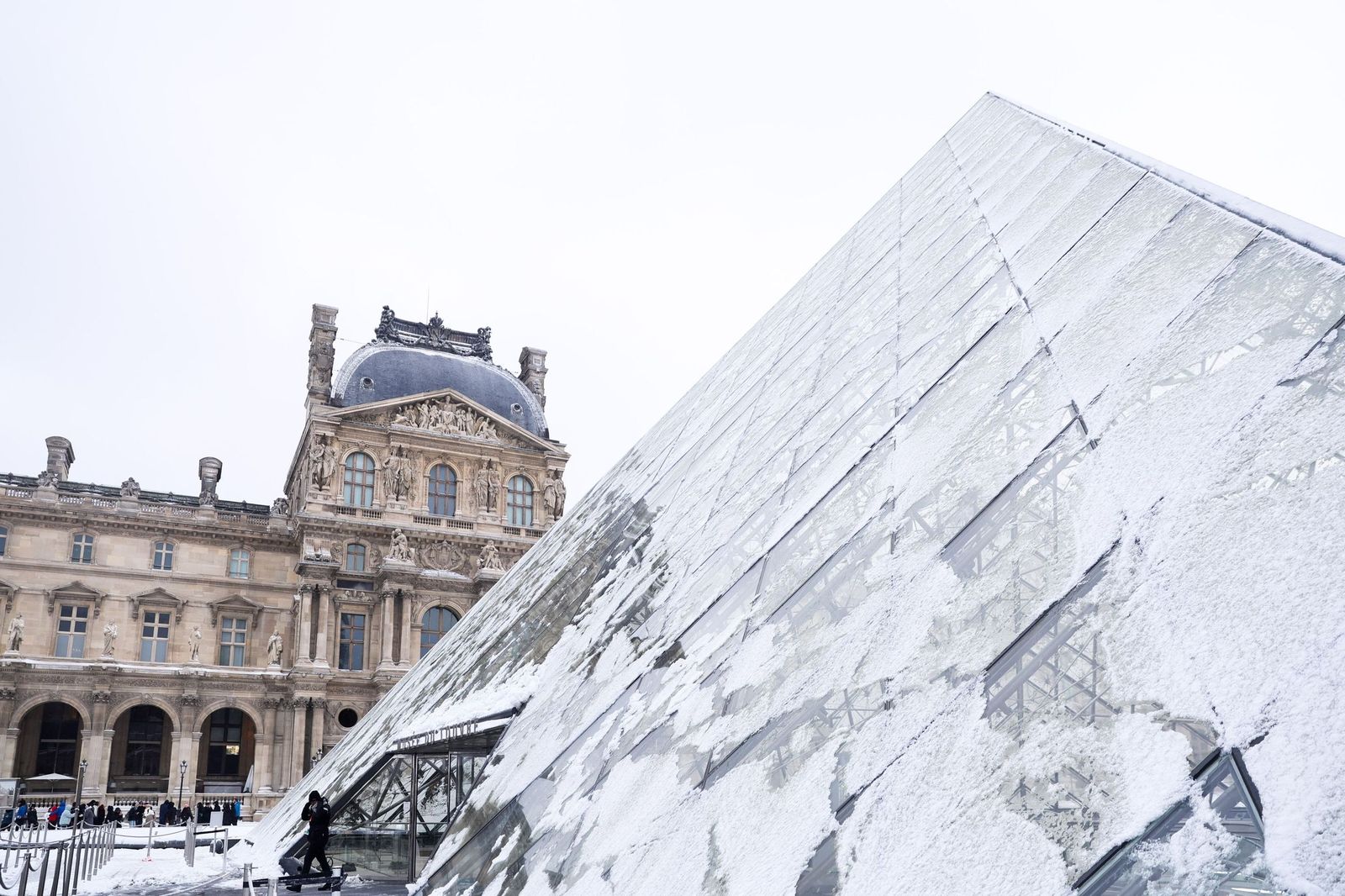 Las fotos del temporal de nieve en París