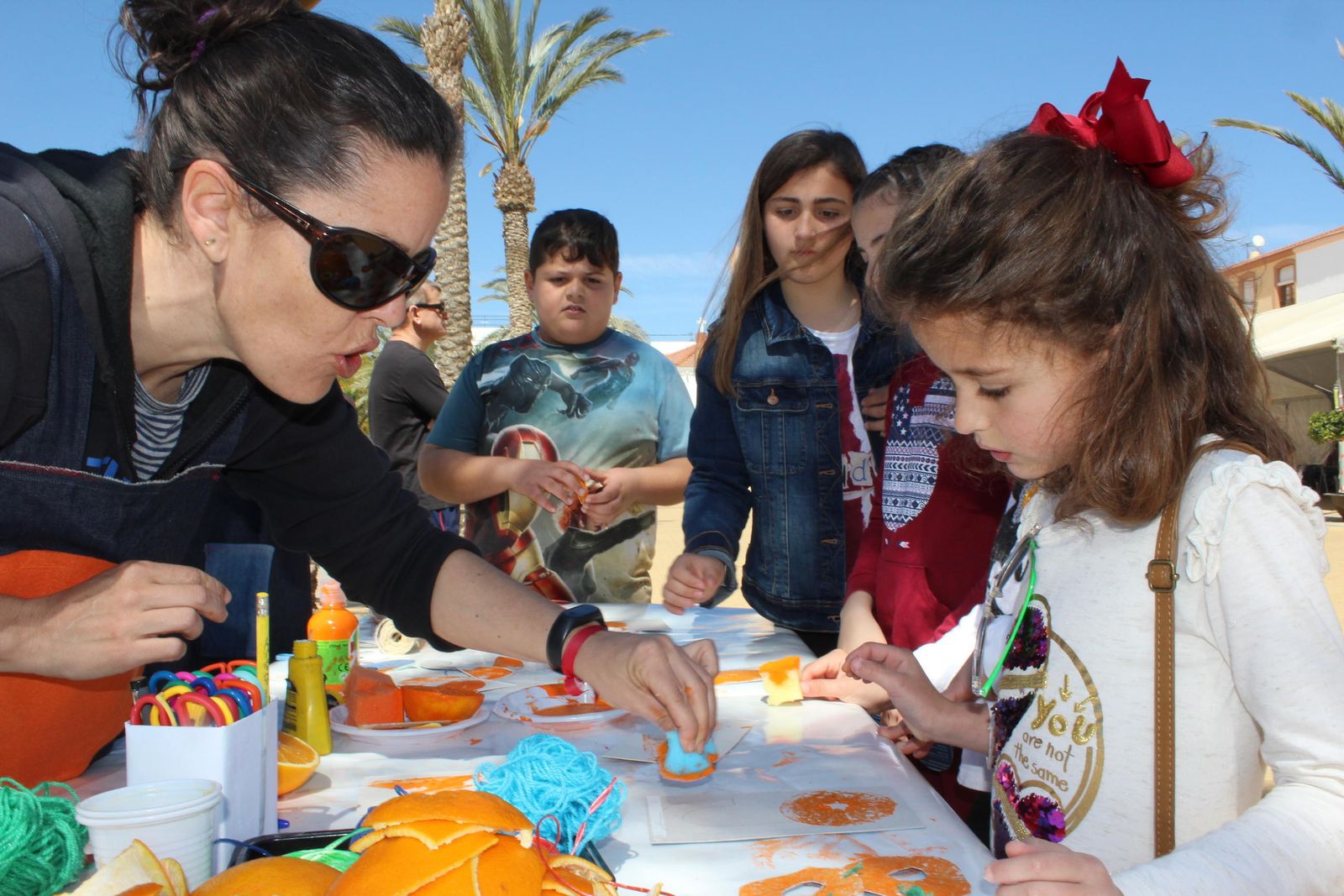 Las imágenes de la particular fiesta de la naranja en Antas