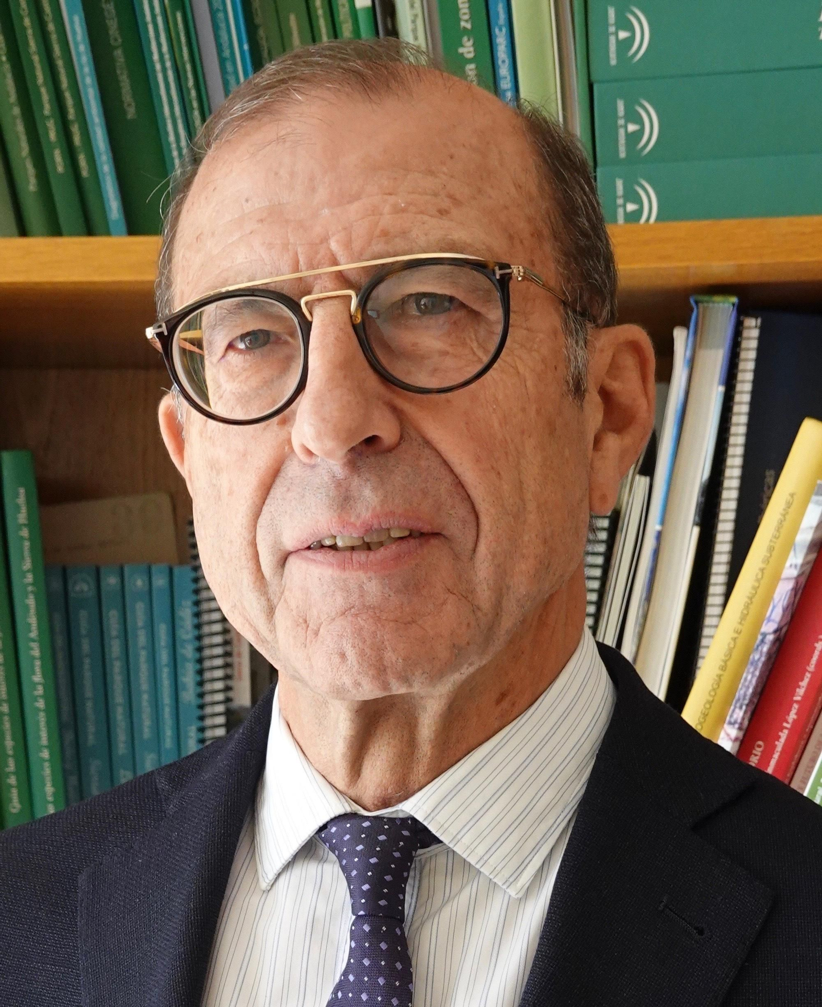 El catedrático de Filología Románica, Juan Paredes