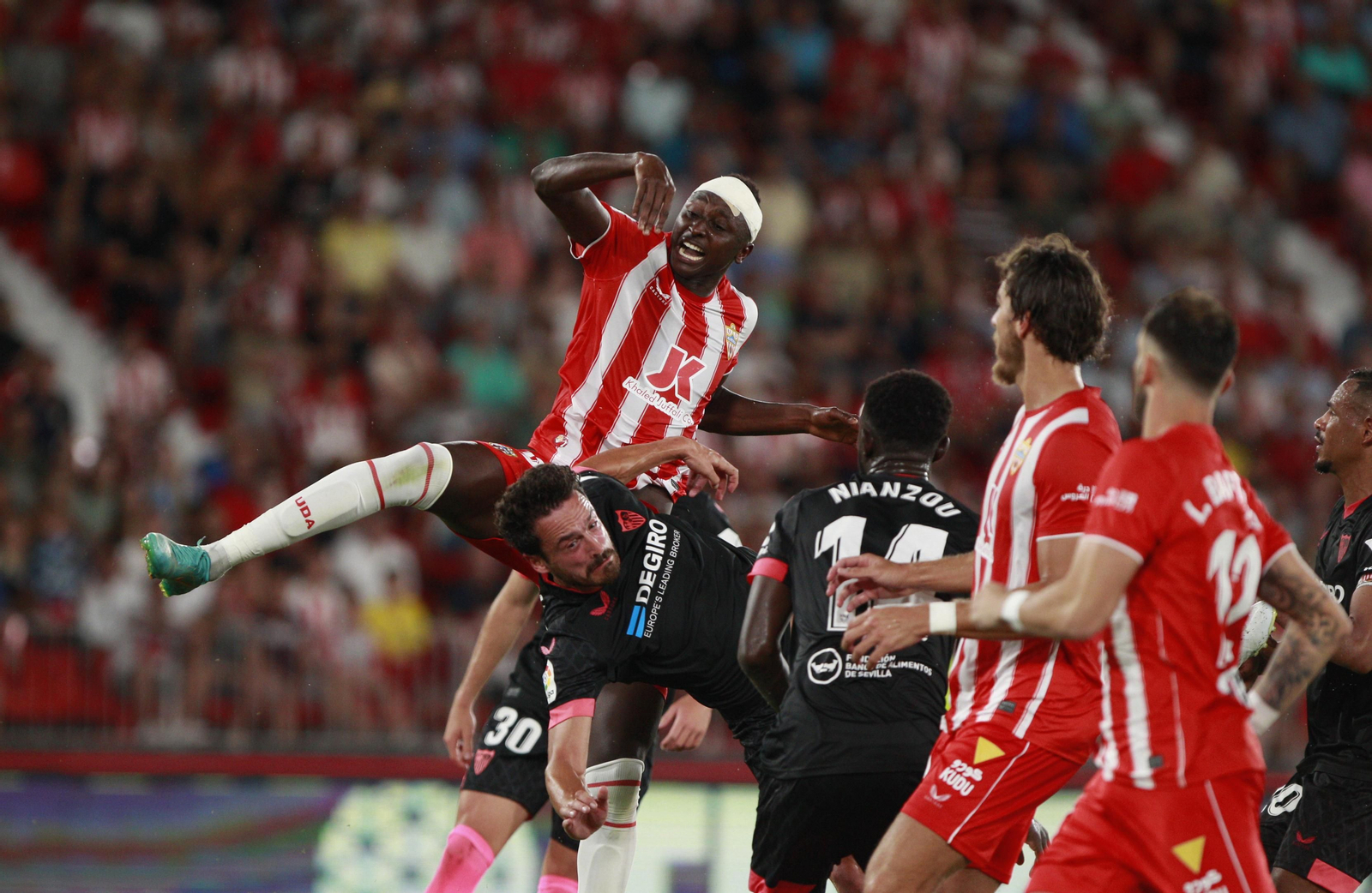 Imágenes del partido U.D. Almería-Sevilla F.C.