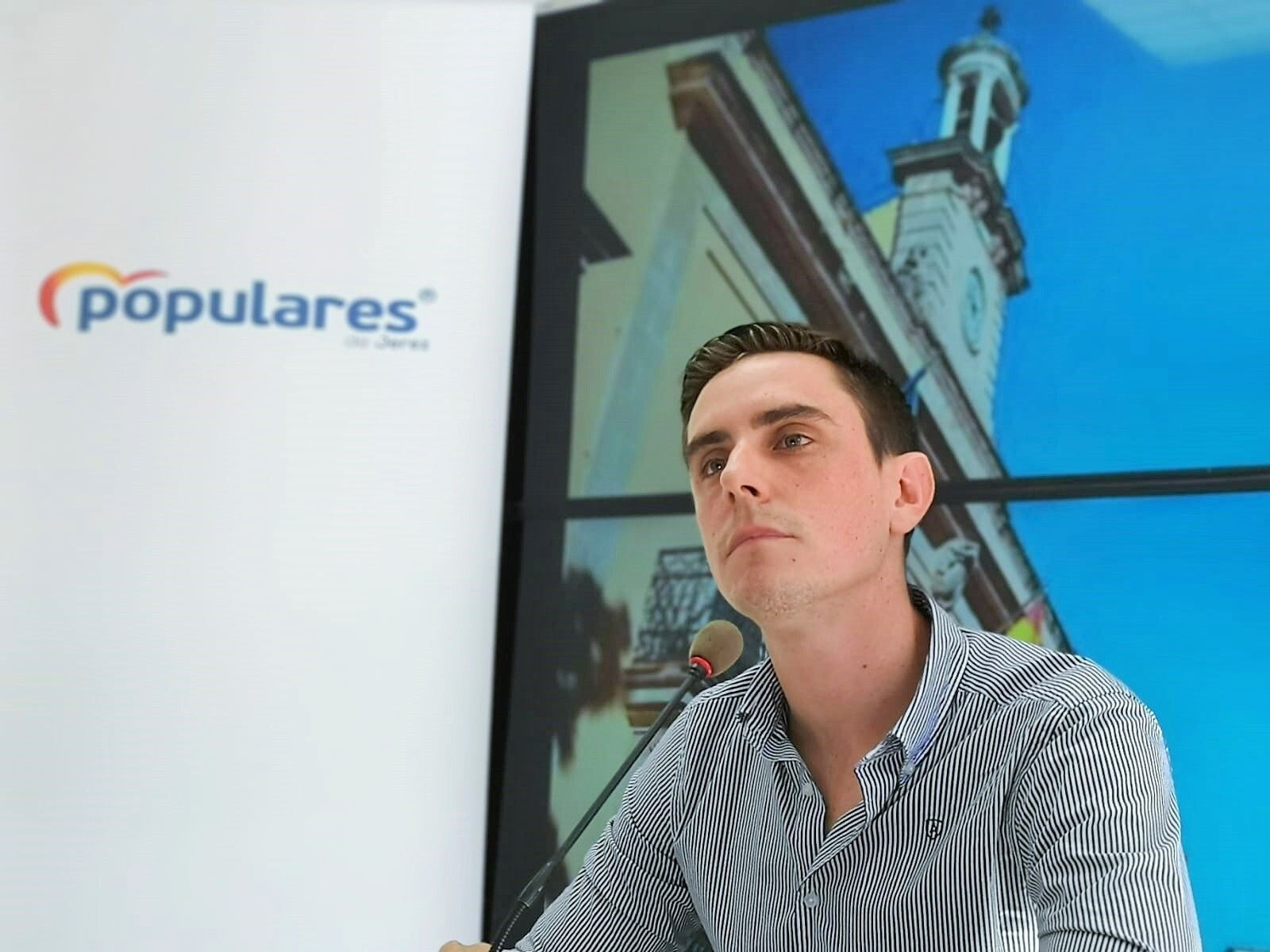 Jaime espinar en la rueda de prensa ofrecida este jueves.