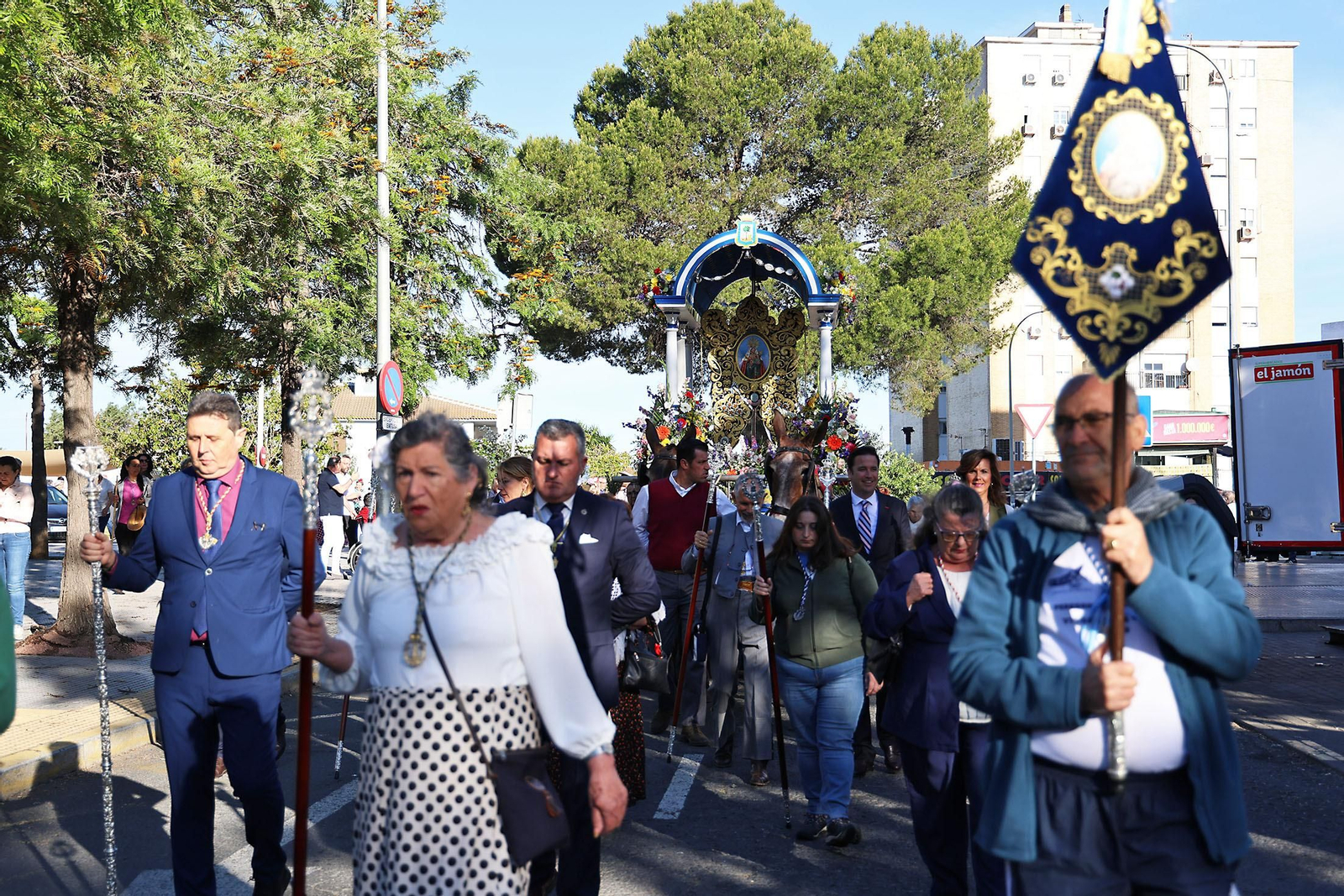 Imágenes de la salida de la Hermandad Ntra Sra de la Peña de Huelva