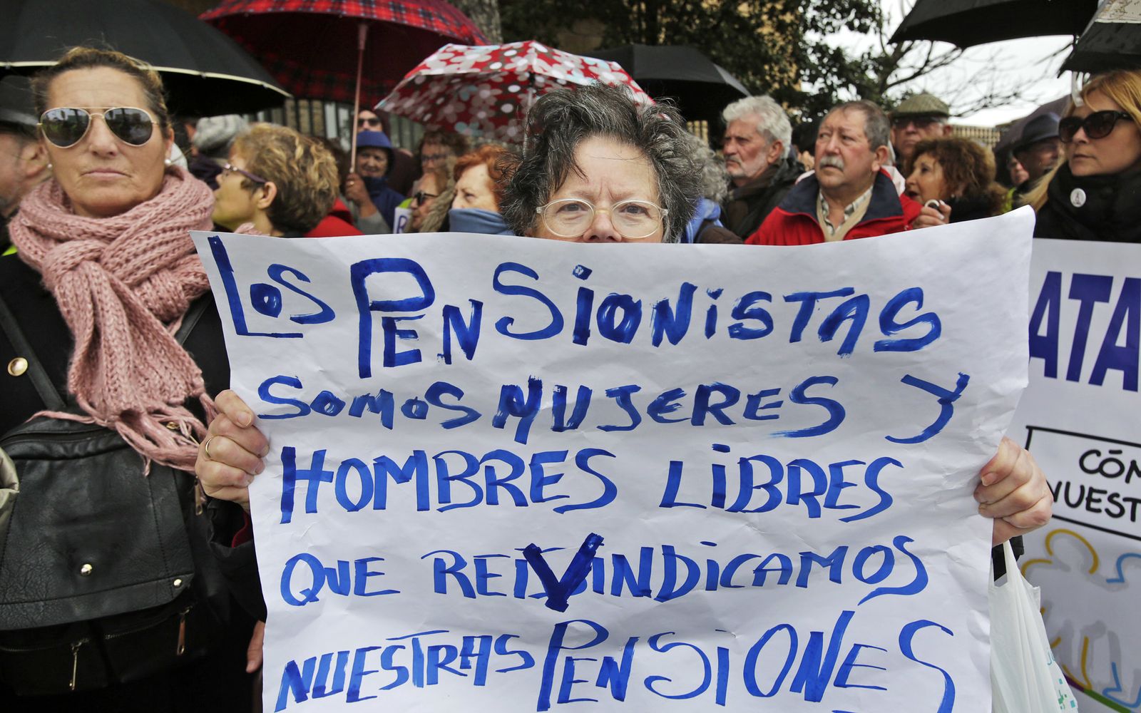 Las imágenes de la manifestación por las pensiones dignas en Cádiz