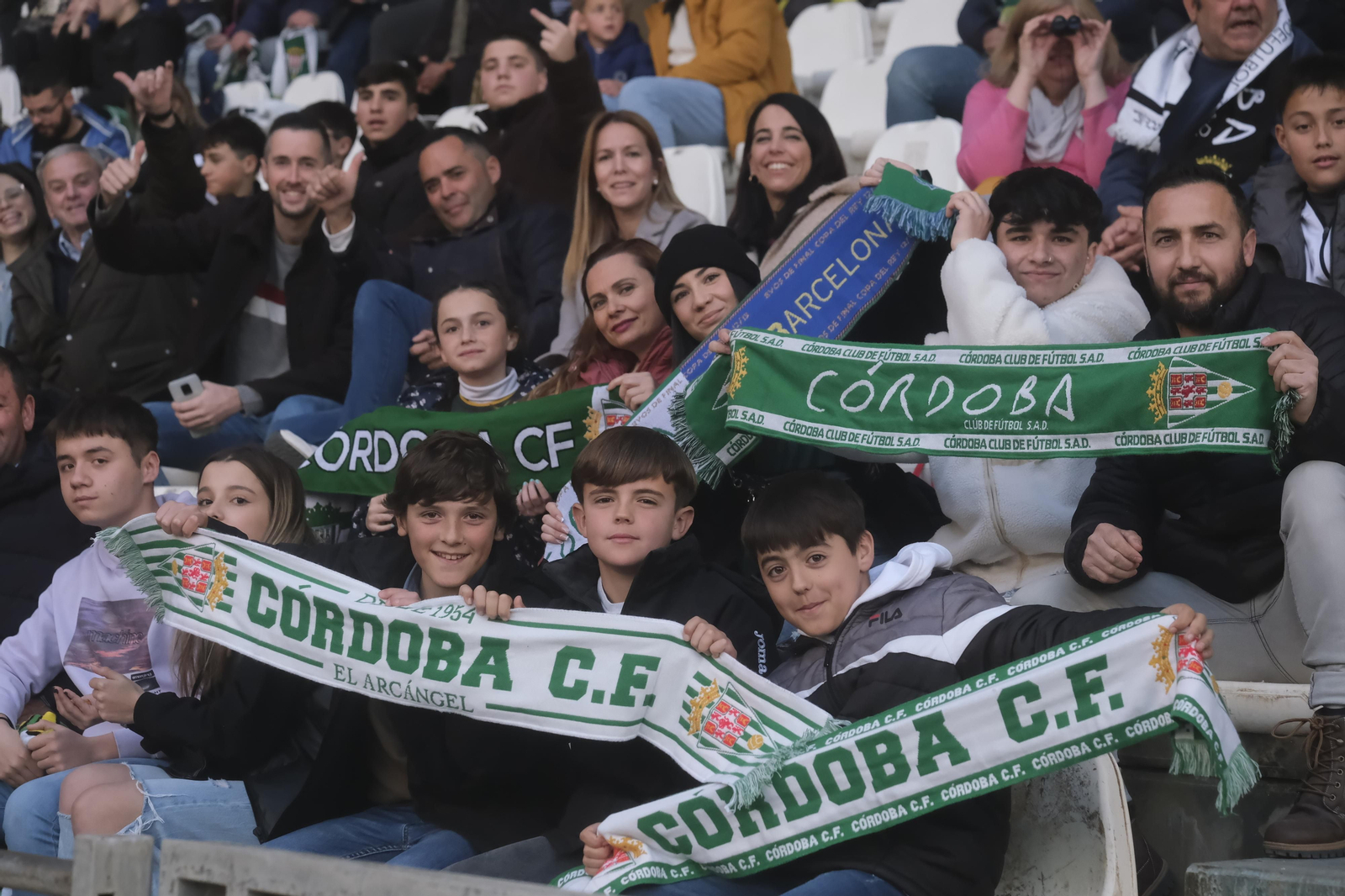 Córdoba CF - Real Madrid Castilla: Las fotos del ambiente en El Arcángel Córdoba CF - Real Madrid Castilla: Las fotos del ambiente en El Arcángel