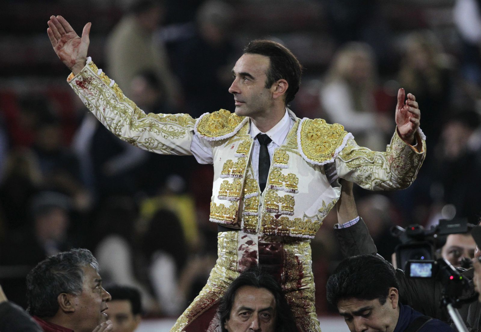 El maestro Enrique Ponce.