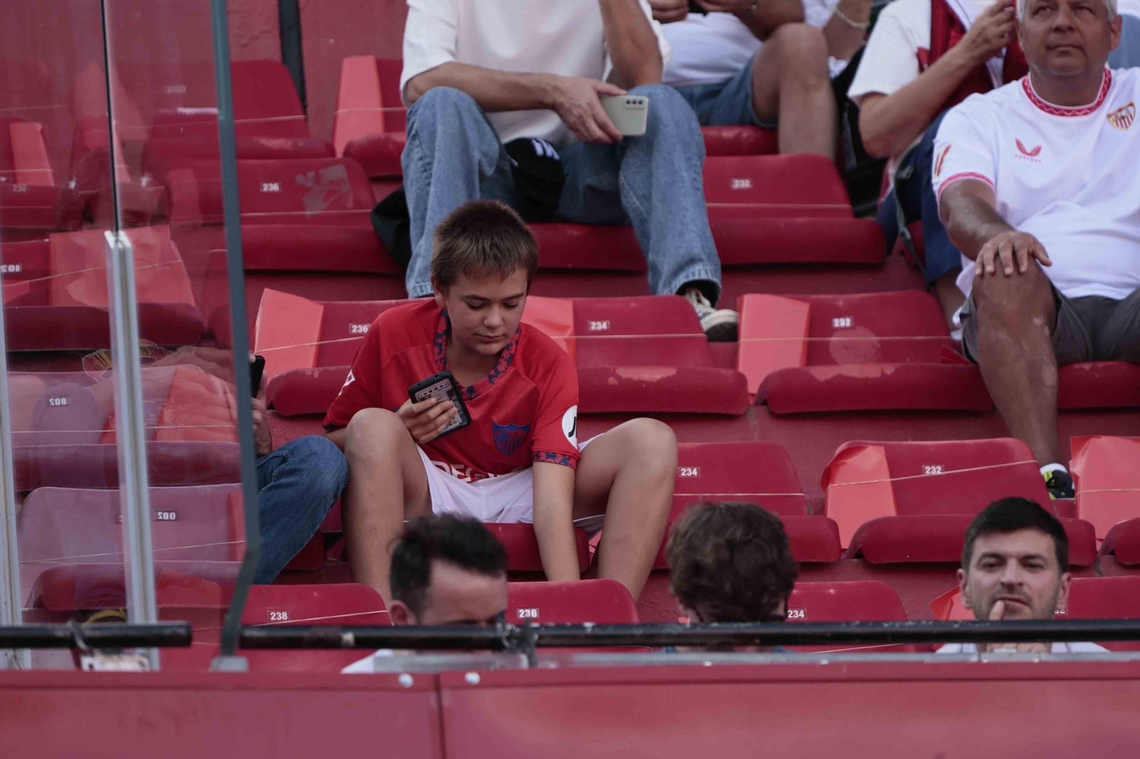 Búscate en el Sevilla - Betis