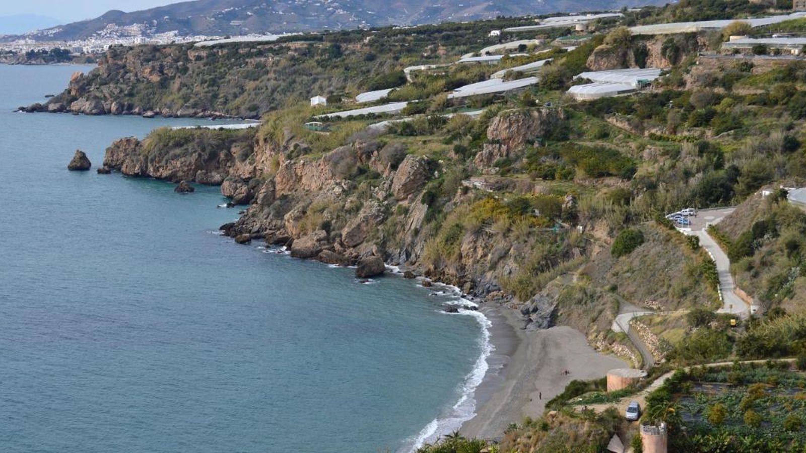 La playa de La Caleta. La playa de La Caleta.