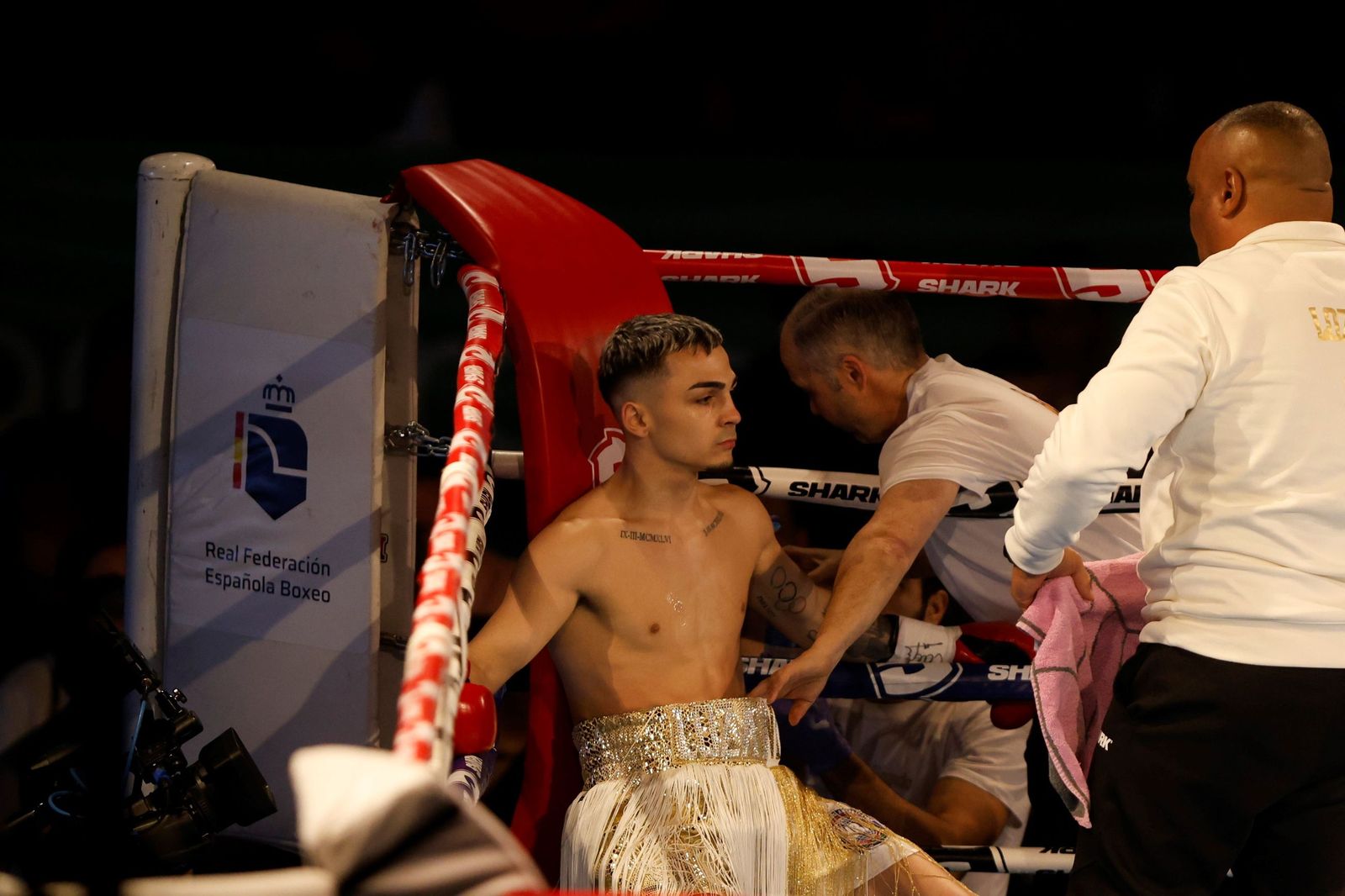 Las mejores fotos del debut profesional de Rafa Lozano Jr. ante Kervin Romero