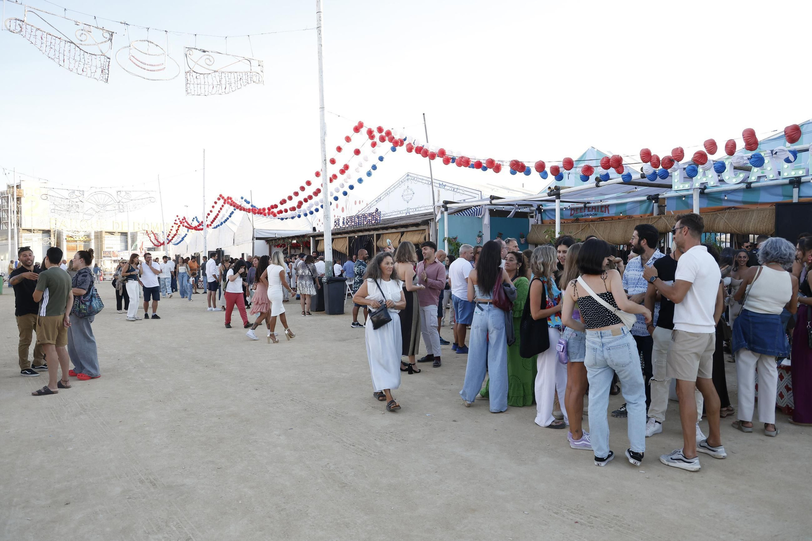 Búscate en las fotos del miercoles en la Feria de Tarifa 2025