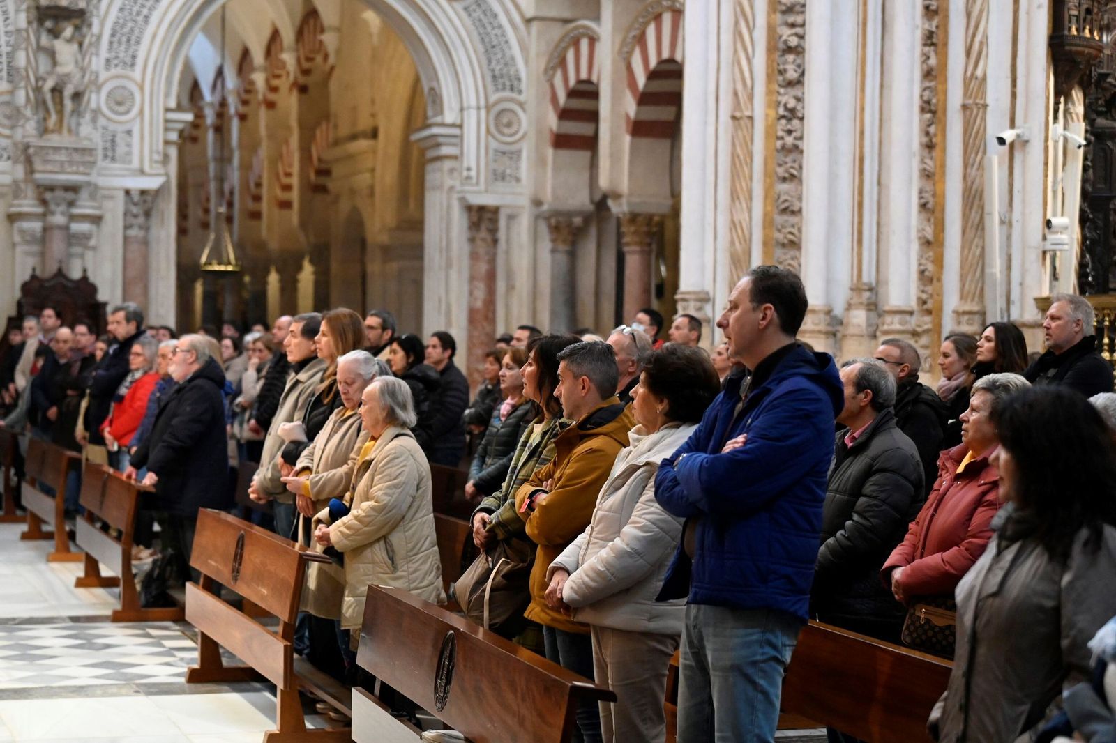 El Miércoles de Ceniza en la Catedral de Córdoba, en imágenes