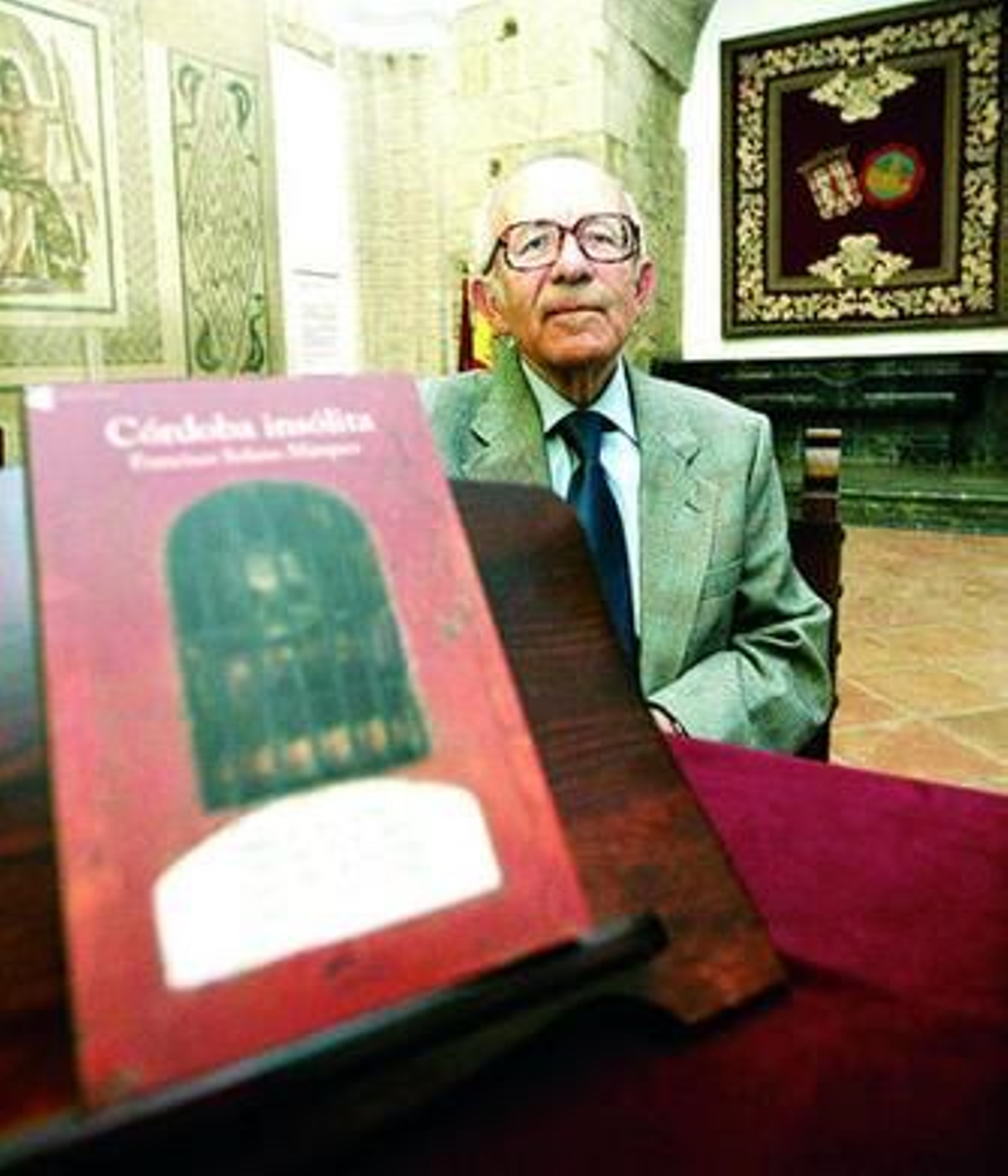 Francisco Solano, ayer, en la presentación de su libro.