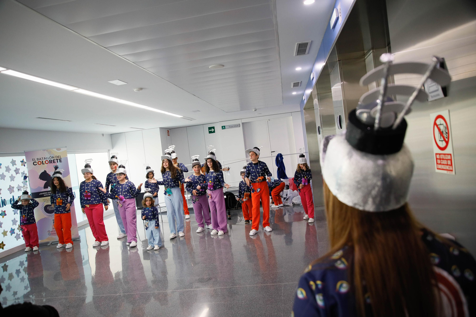 Carnaval para los niños y niñas del hospital Materno Infantil de Almería contado en imágenes