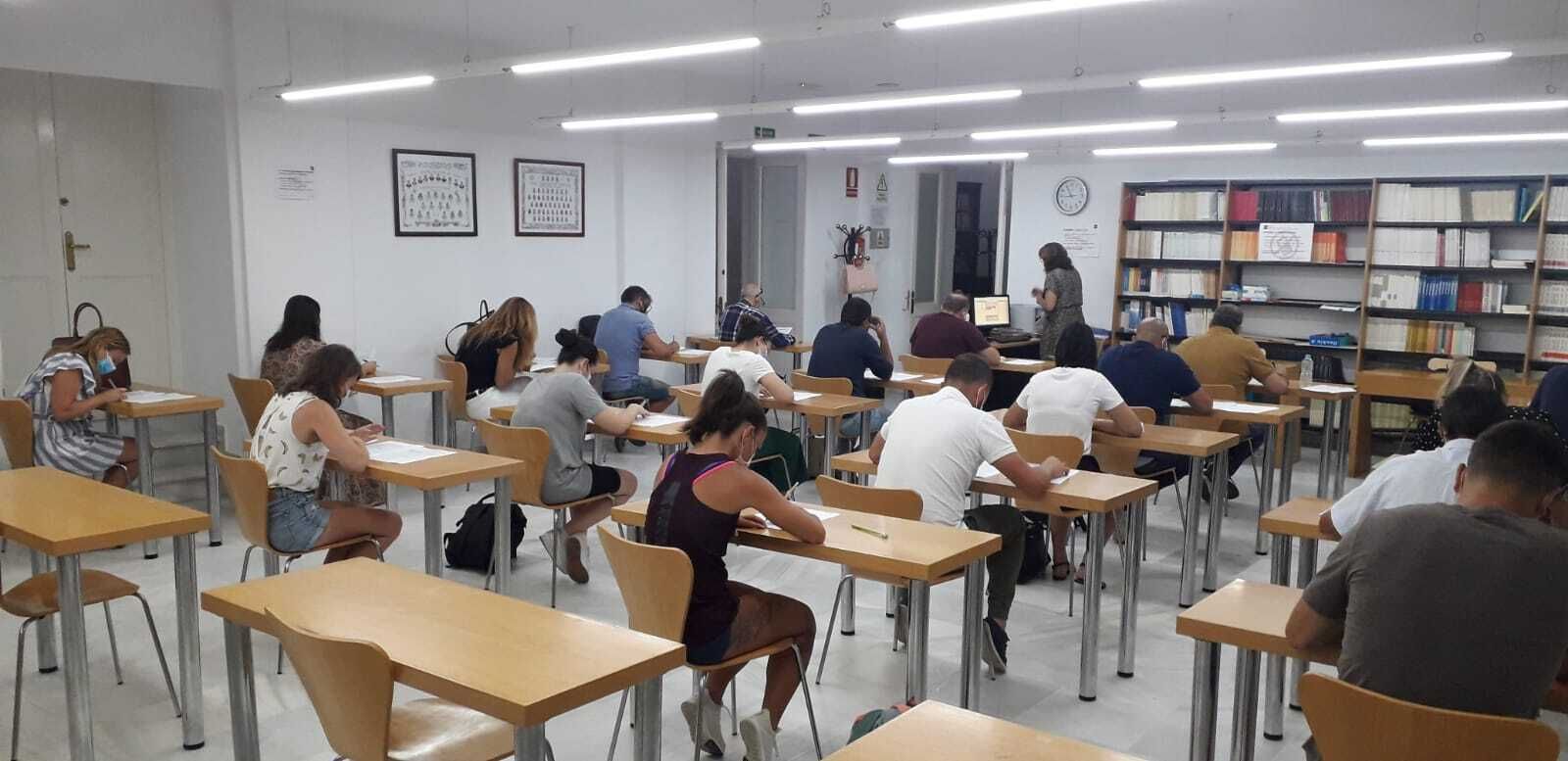 Una de las pruebas presenciales realizadas durante este mes de julio en la UNED de Cádiz.