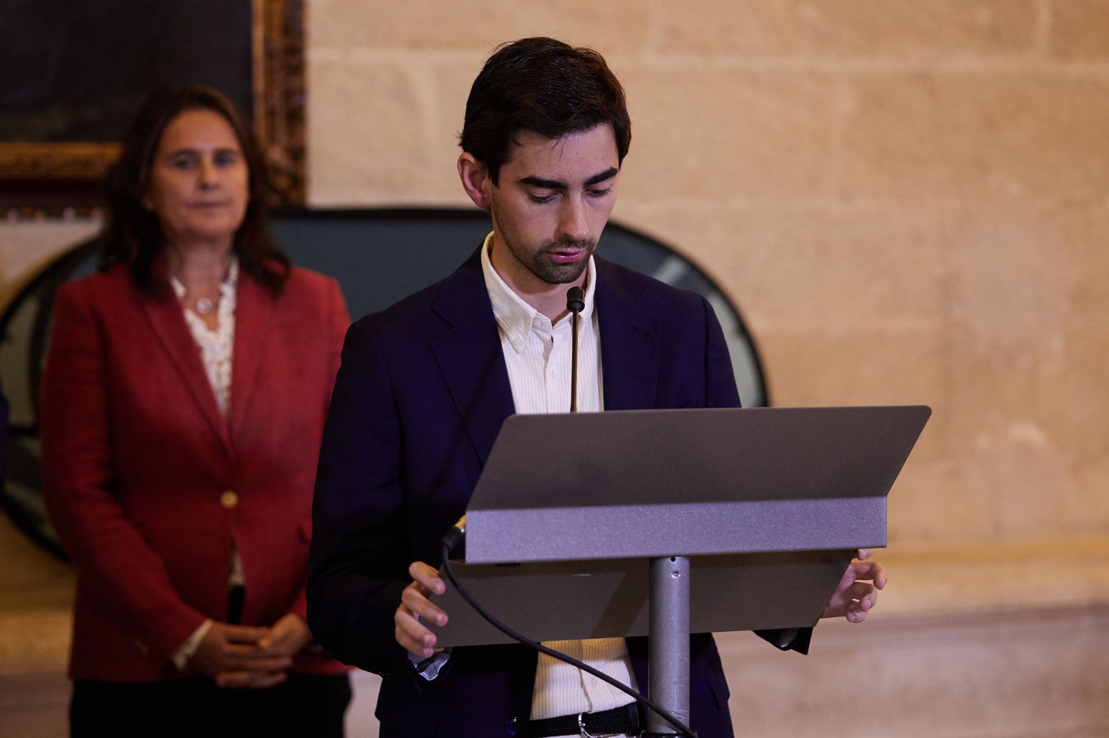 Las fotos de la Copa Billie Jean King con el alcalde jugando al tenis