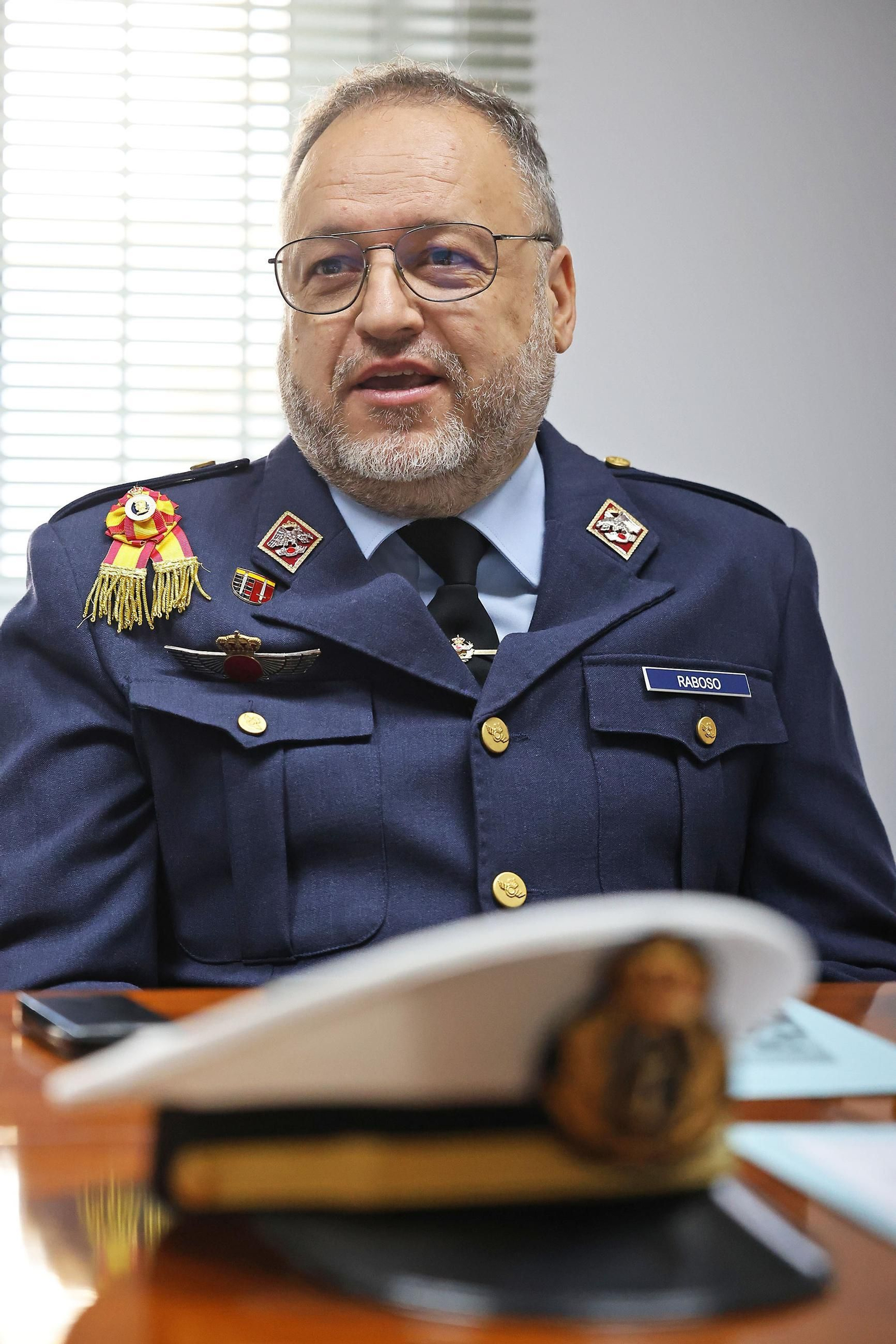 Mariano Raboso Mateos es alférez reservista del Ejército del Aire.