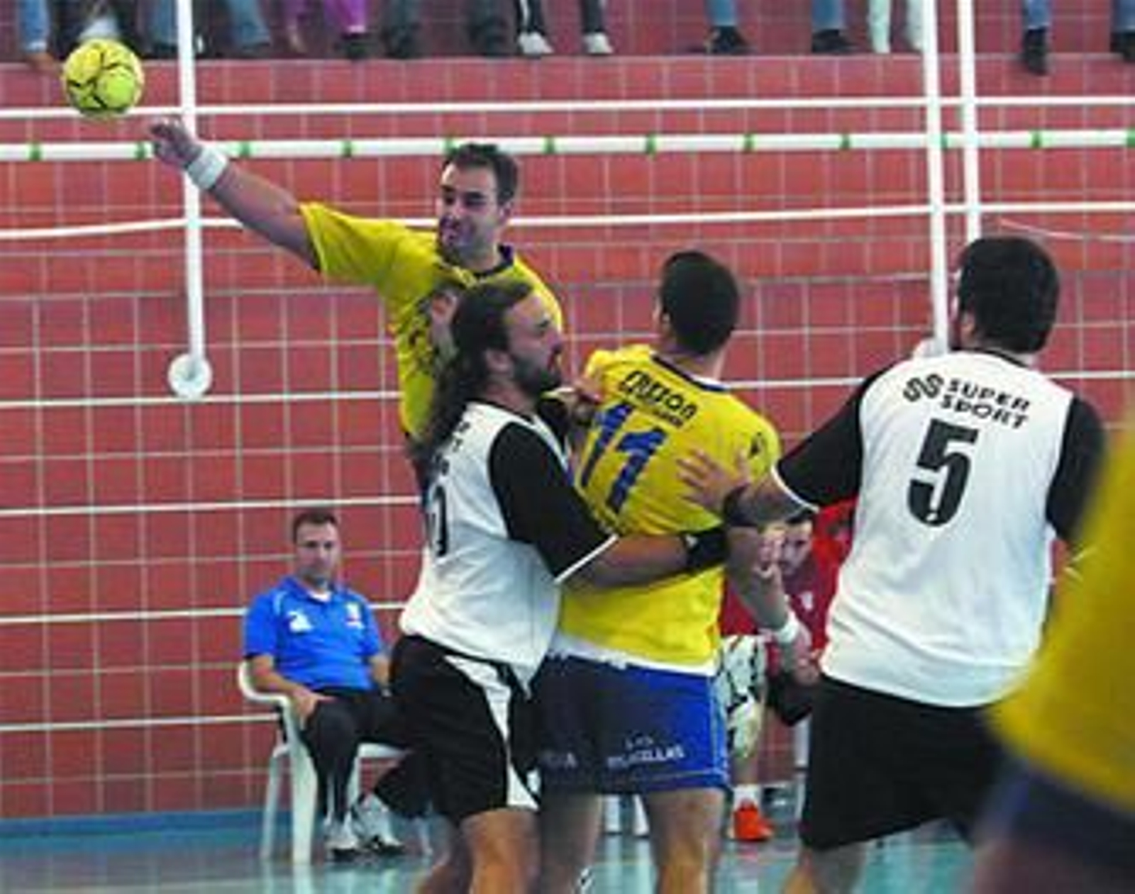 El conjunto moguereño es el líder de la competición por méritos propios. El conjunto moguereño es el líder de la competición por méritos propios.