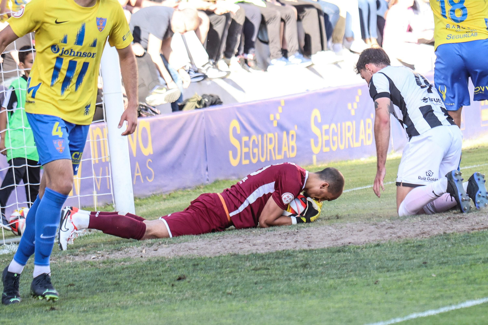 Las fotos del Orihuela-Balona de Segunda Federación (1-2)