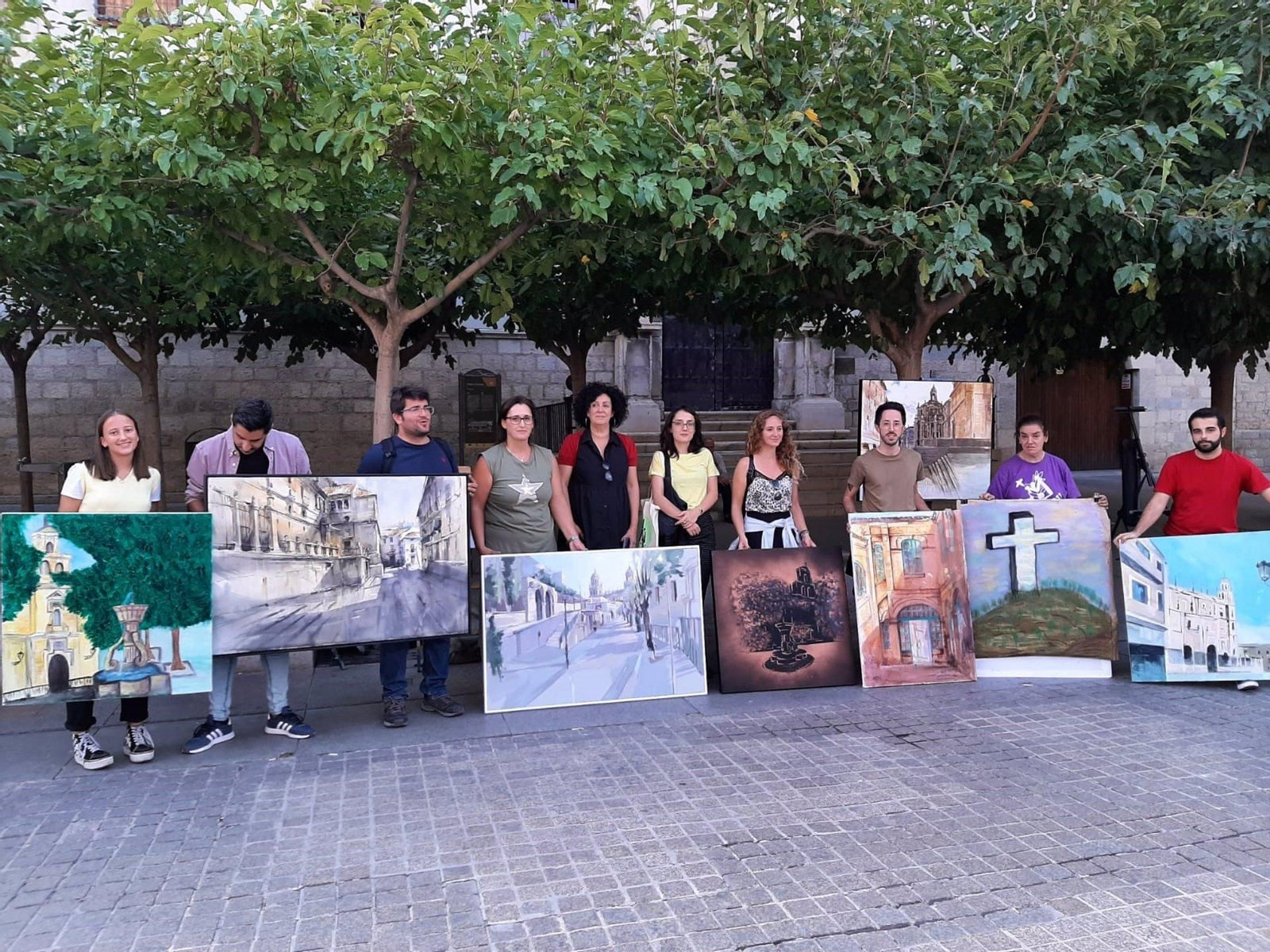 Participantes en una edición anterior del Concurso de Pintura Rápida Diego Figueroa.