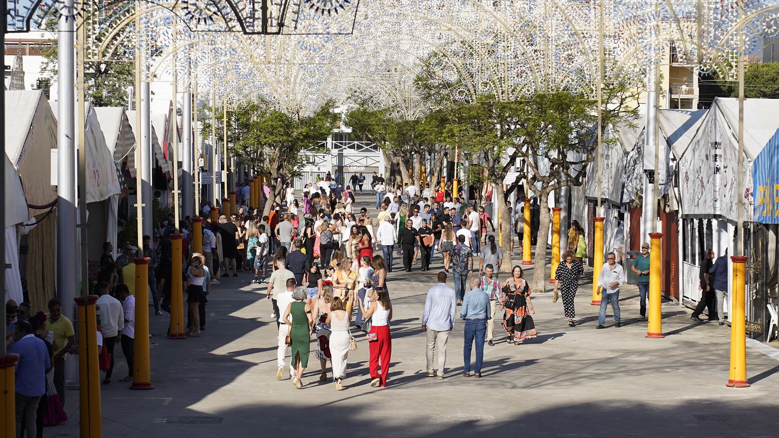 Búscate en las fotos del jueves en la Feria de Algeciras